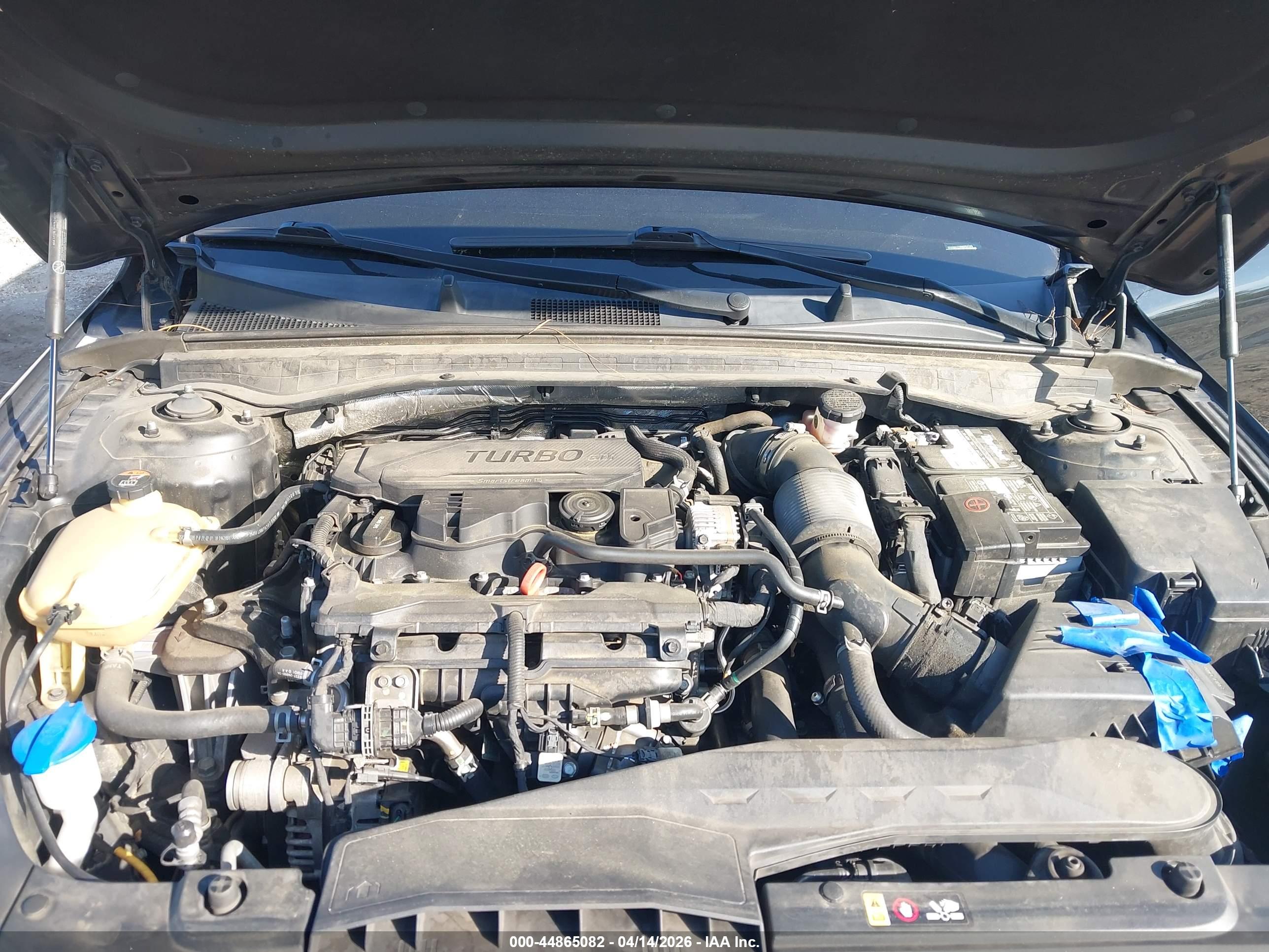 KIA K5 image 10
