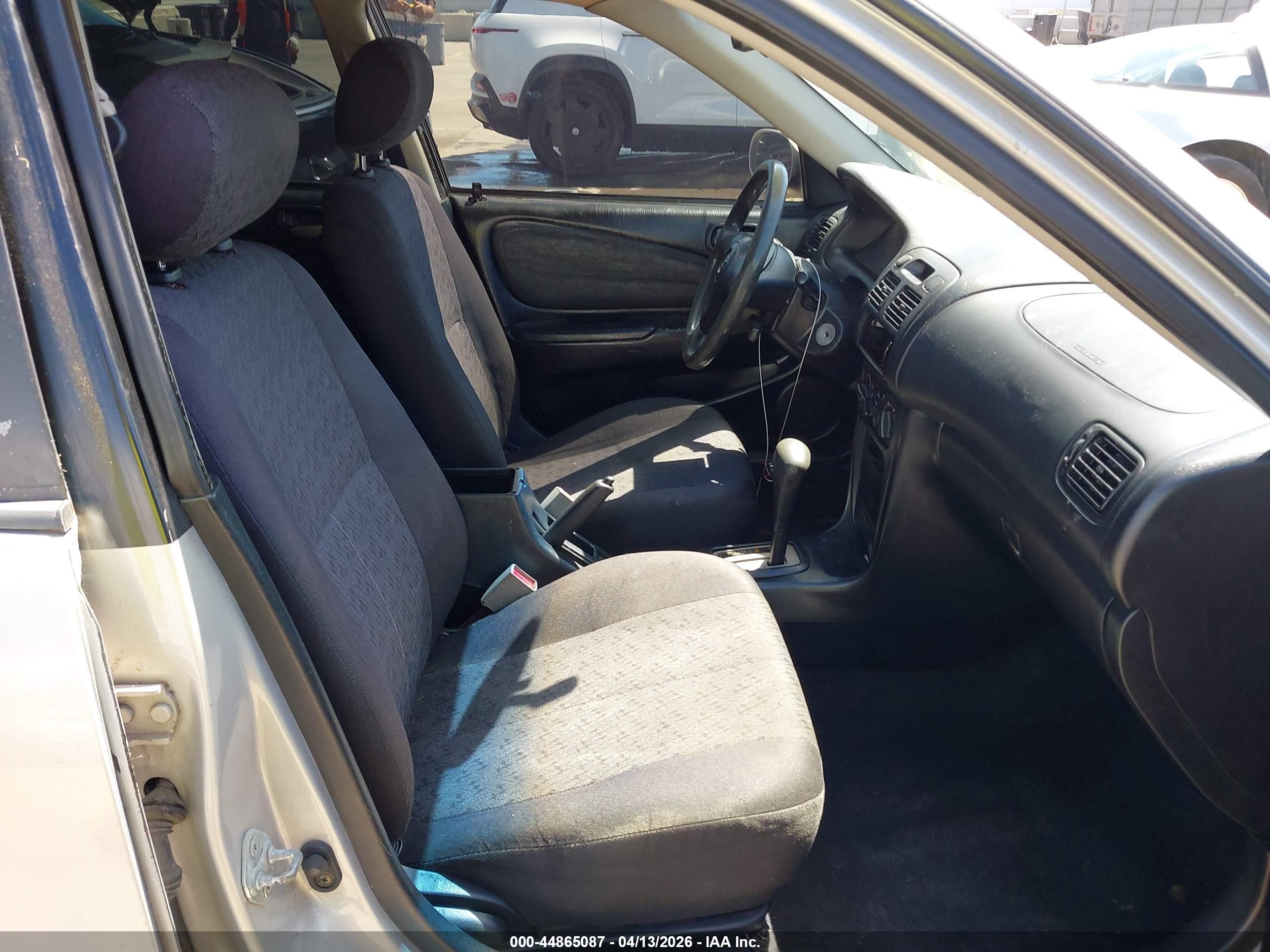 TOYOTA COROLLA image 5