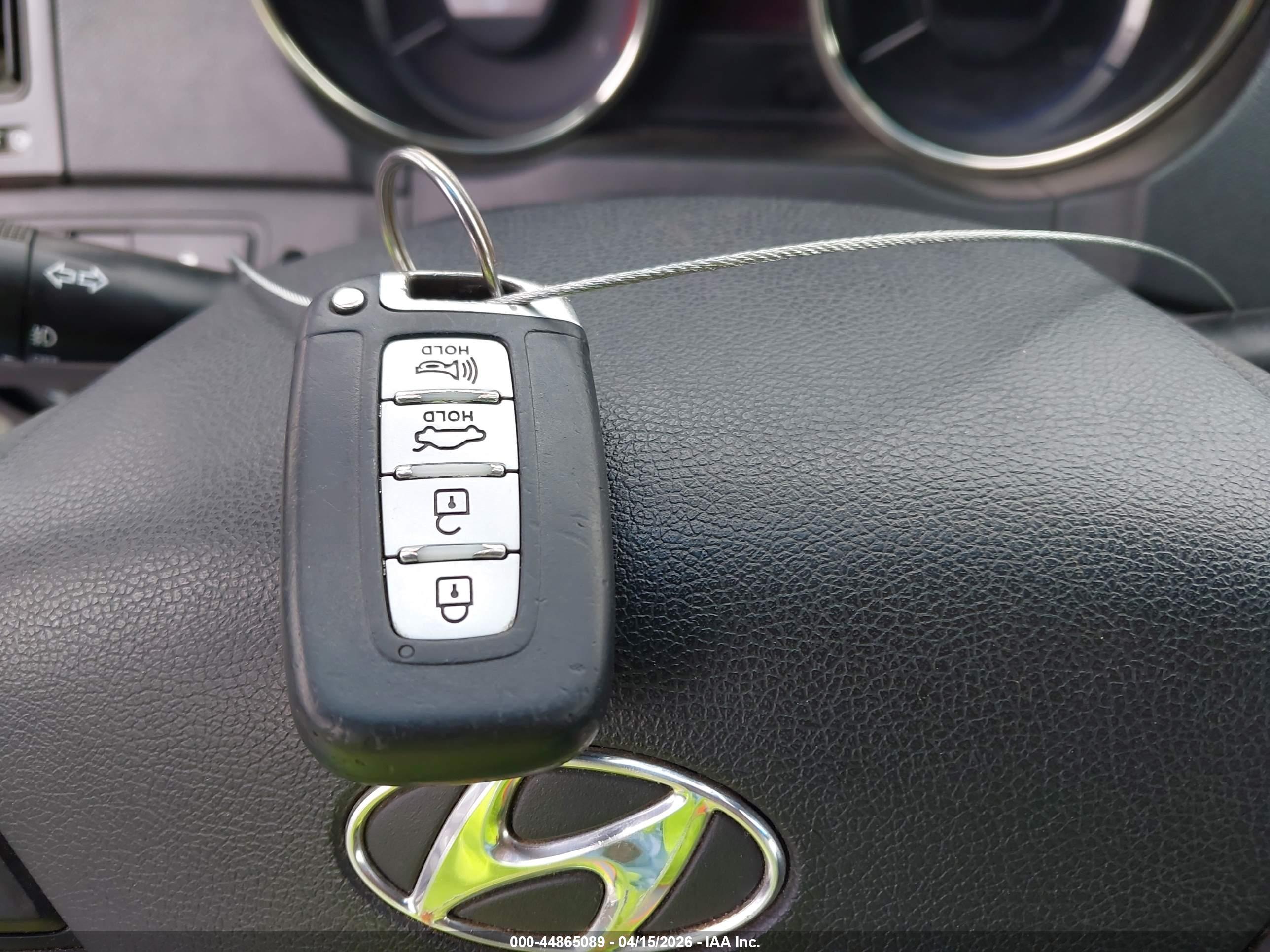 HYUNDAI SONATA image 11