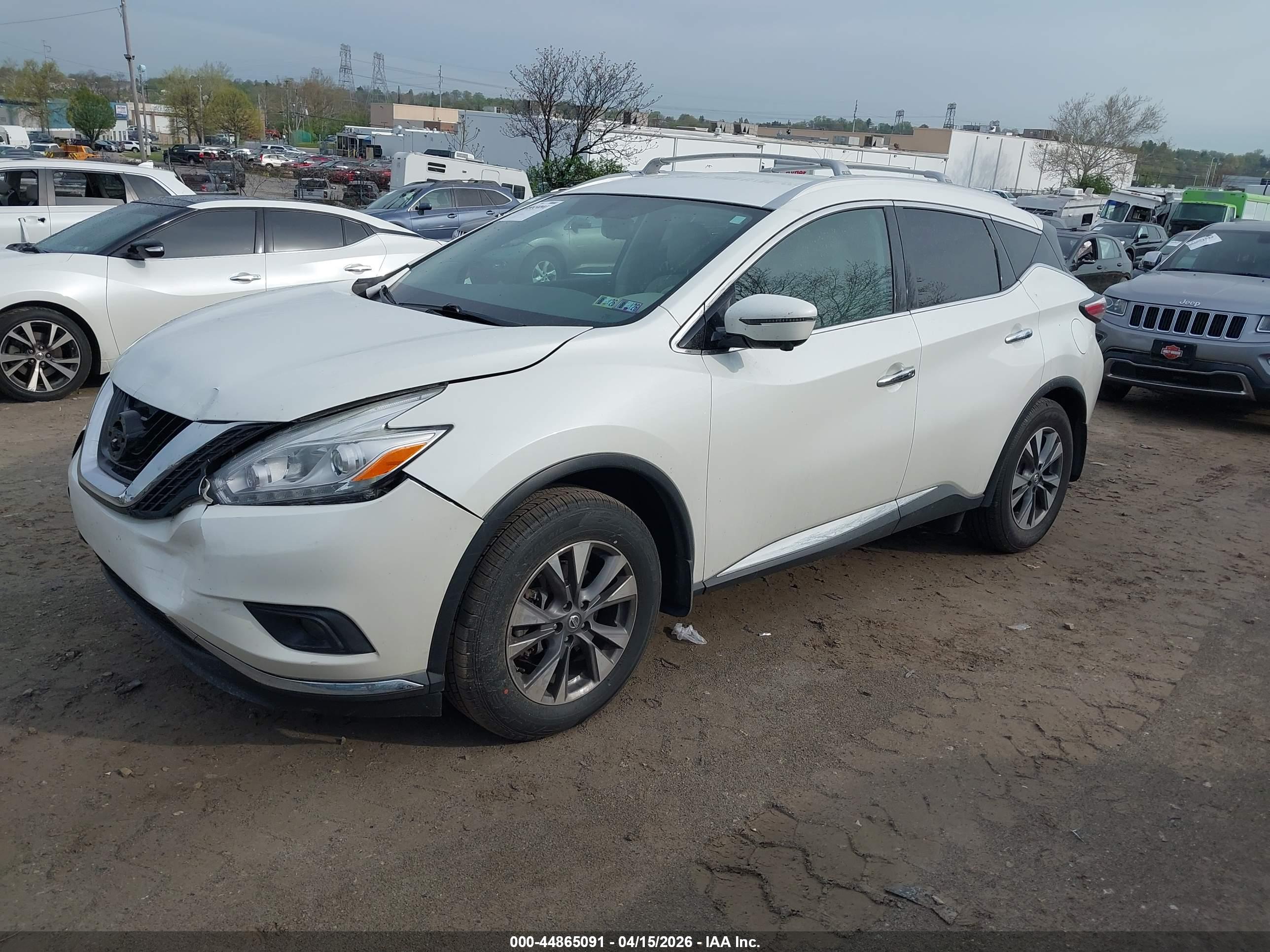 NISSAN MURANO image 2