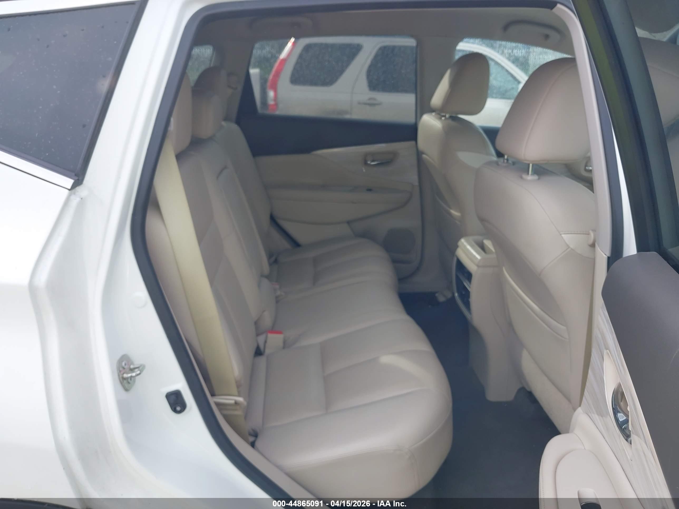 NISSAN MURANO image 8