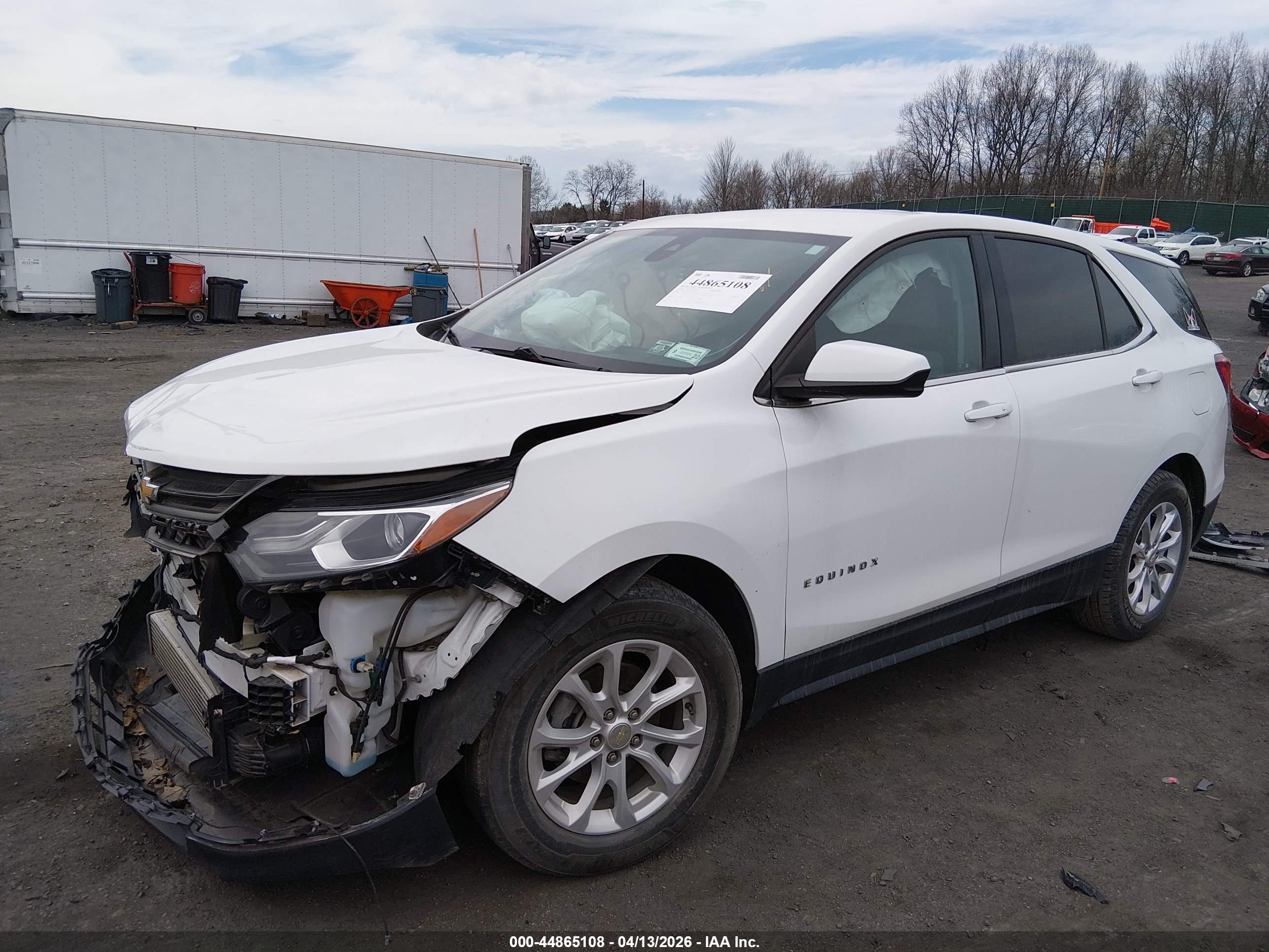 CHEVROLET EQUINOX image 2
