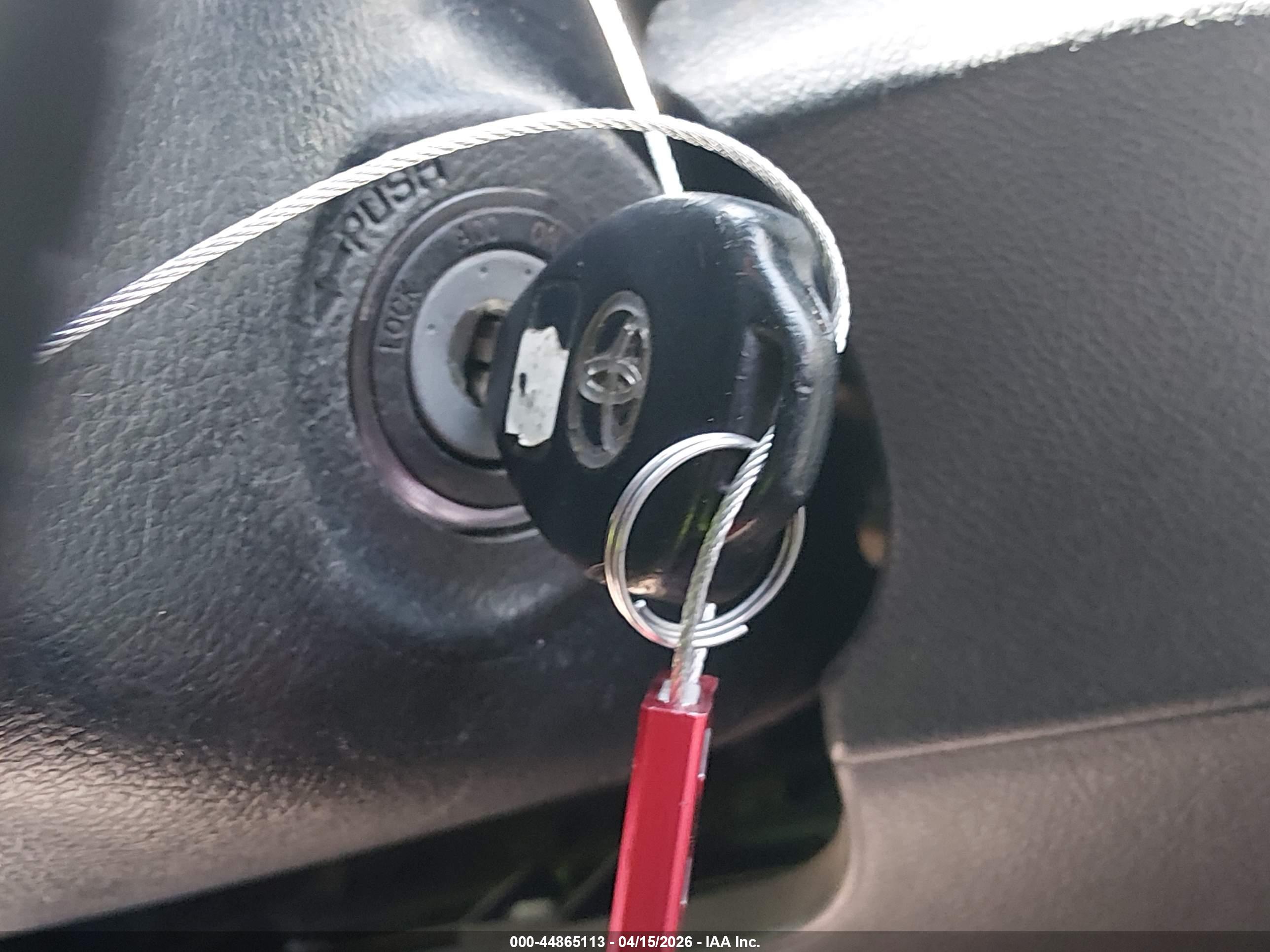 TOYOTA CAMRY image 11