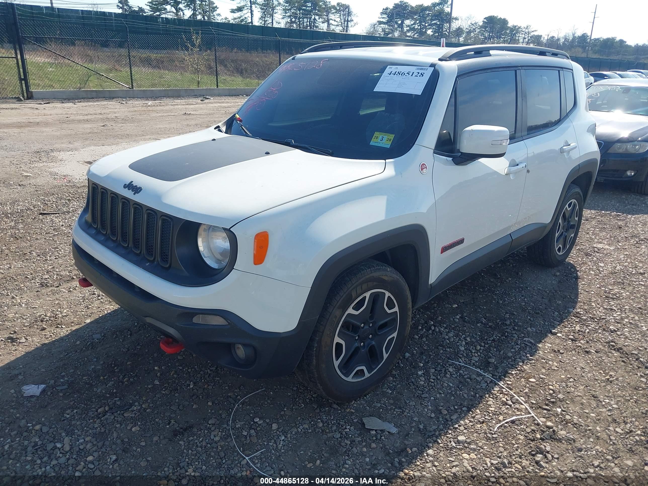 JEEP RENEGADE image 2