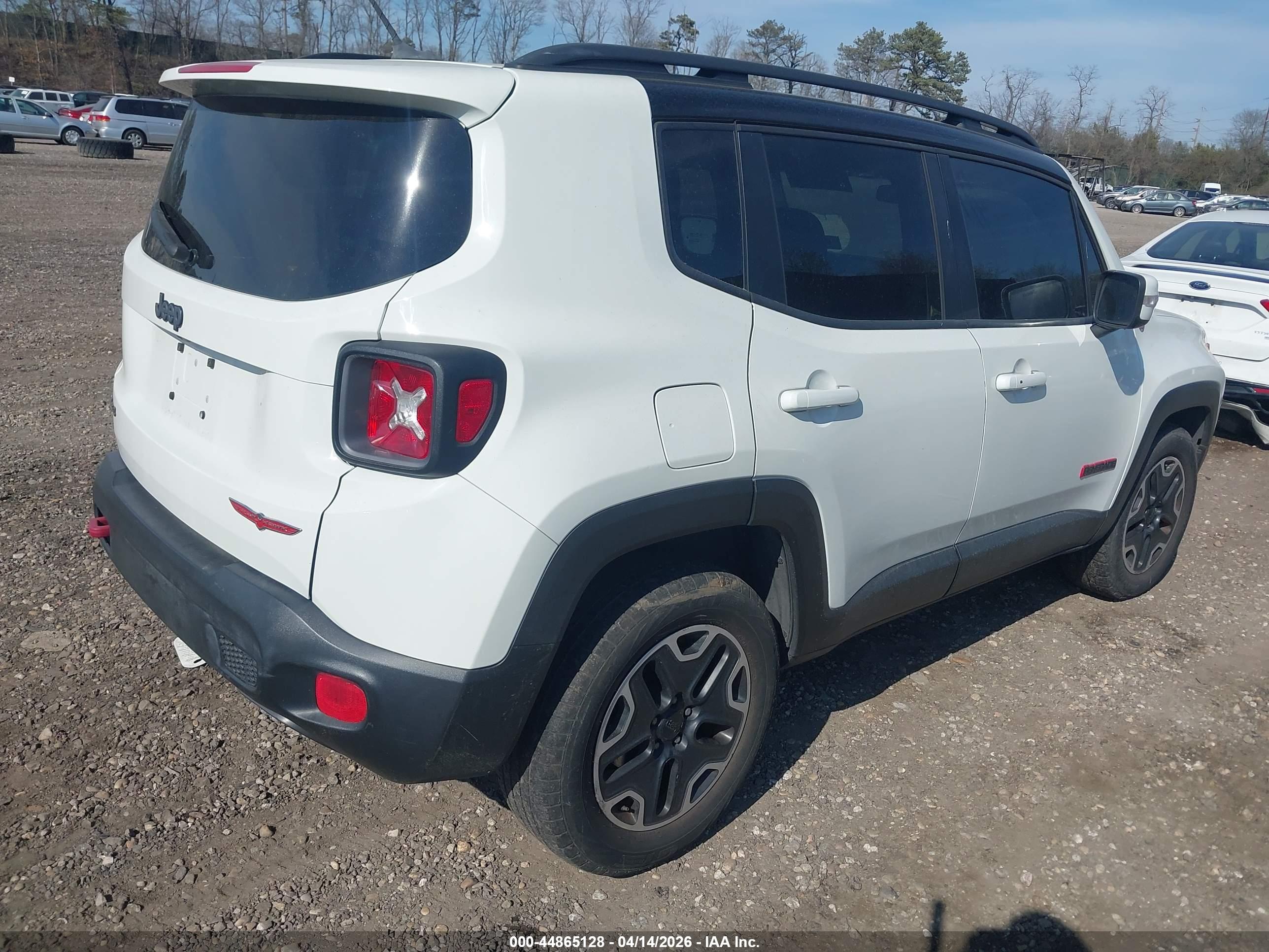JEEP RENEGADE image 4