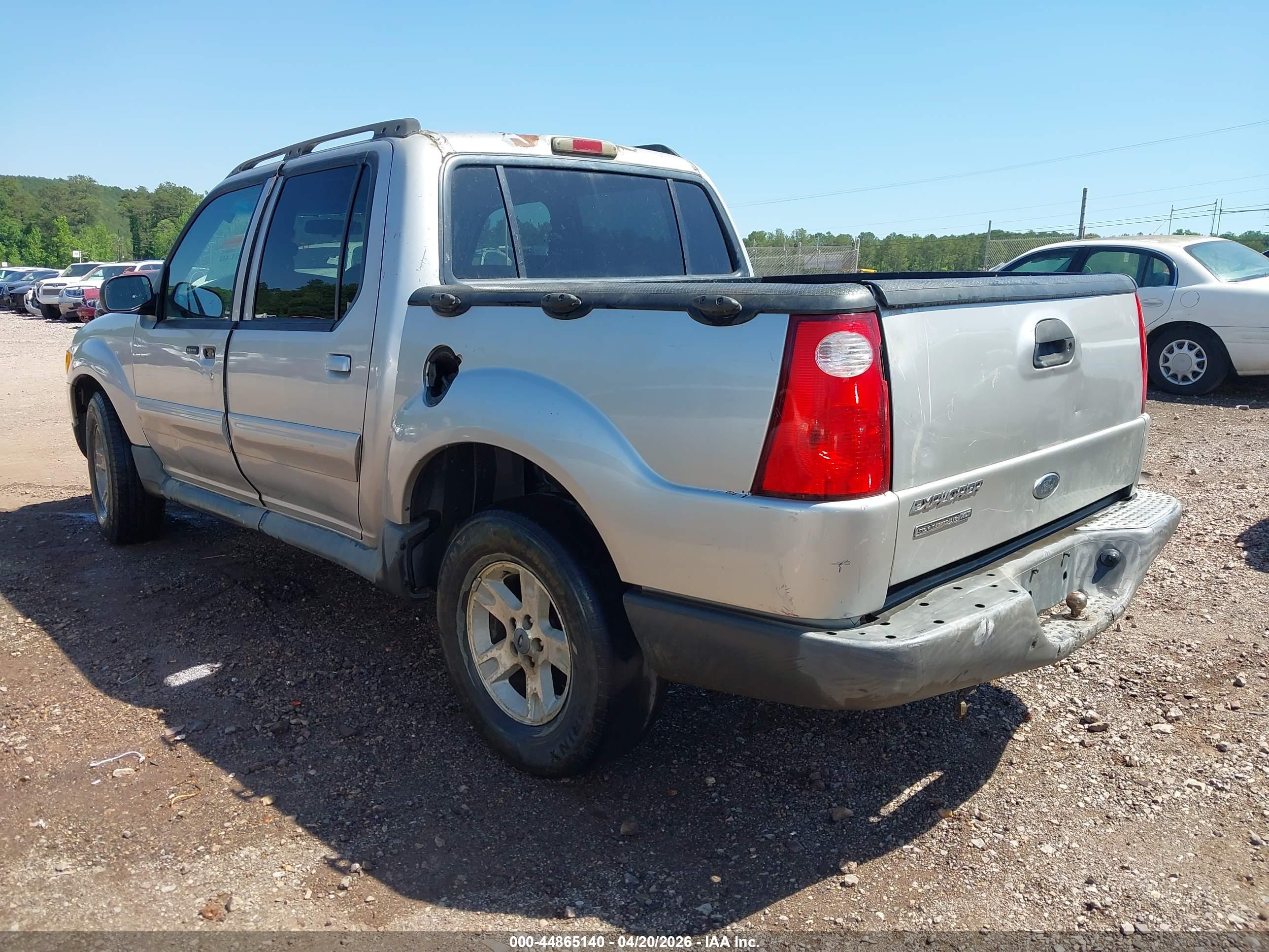 FORD EXPLORER image 3