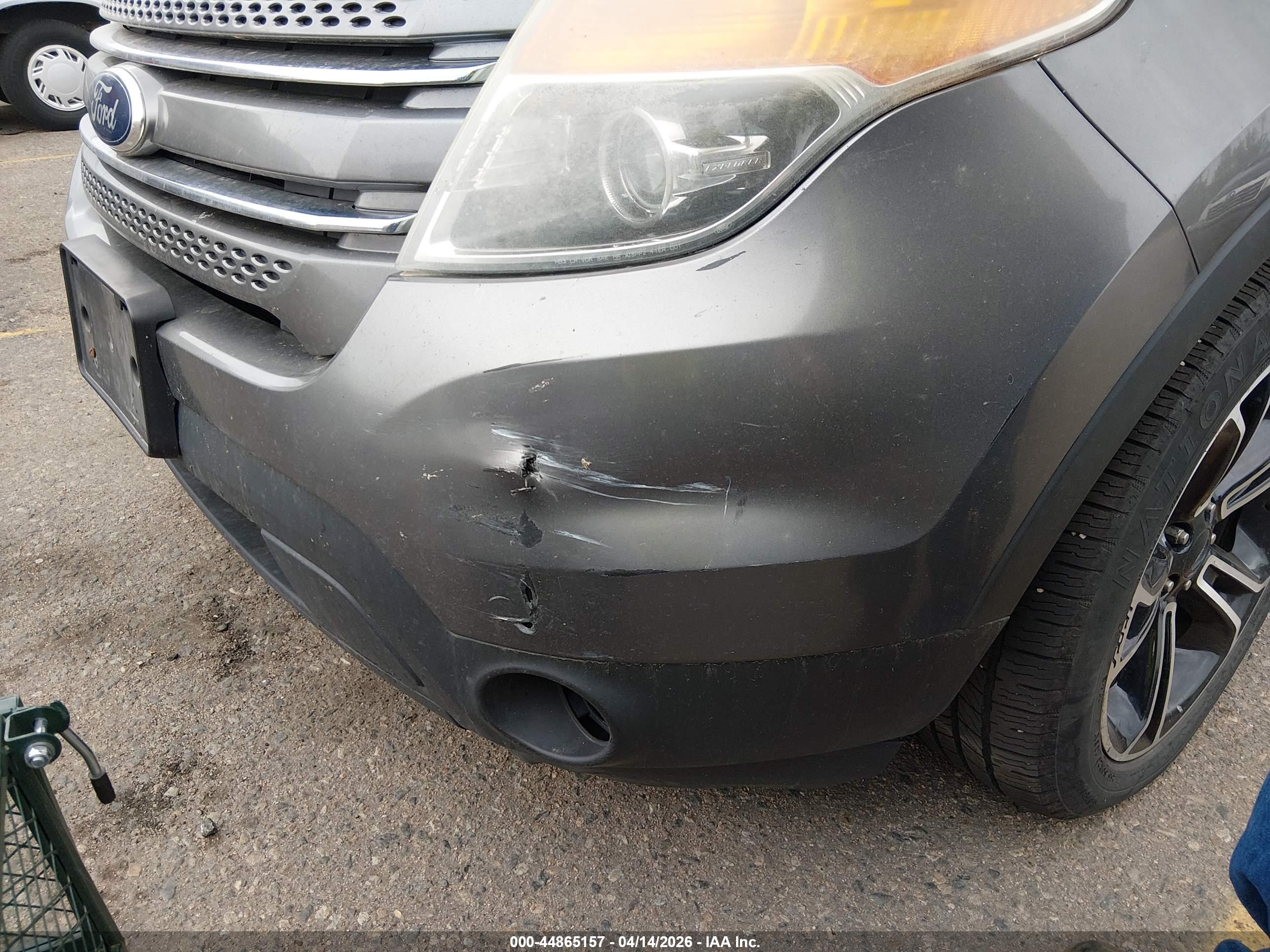 FORD EXPLORER image 6