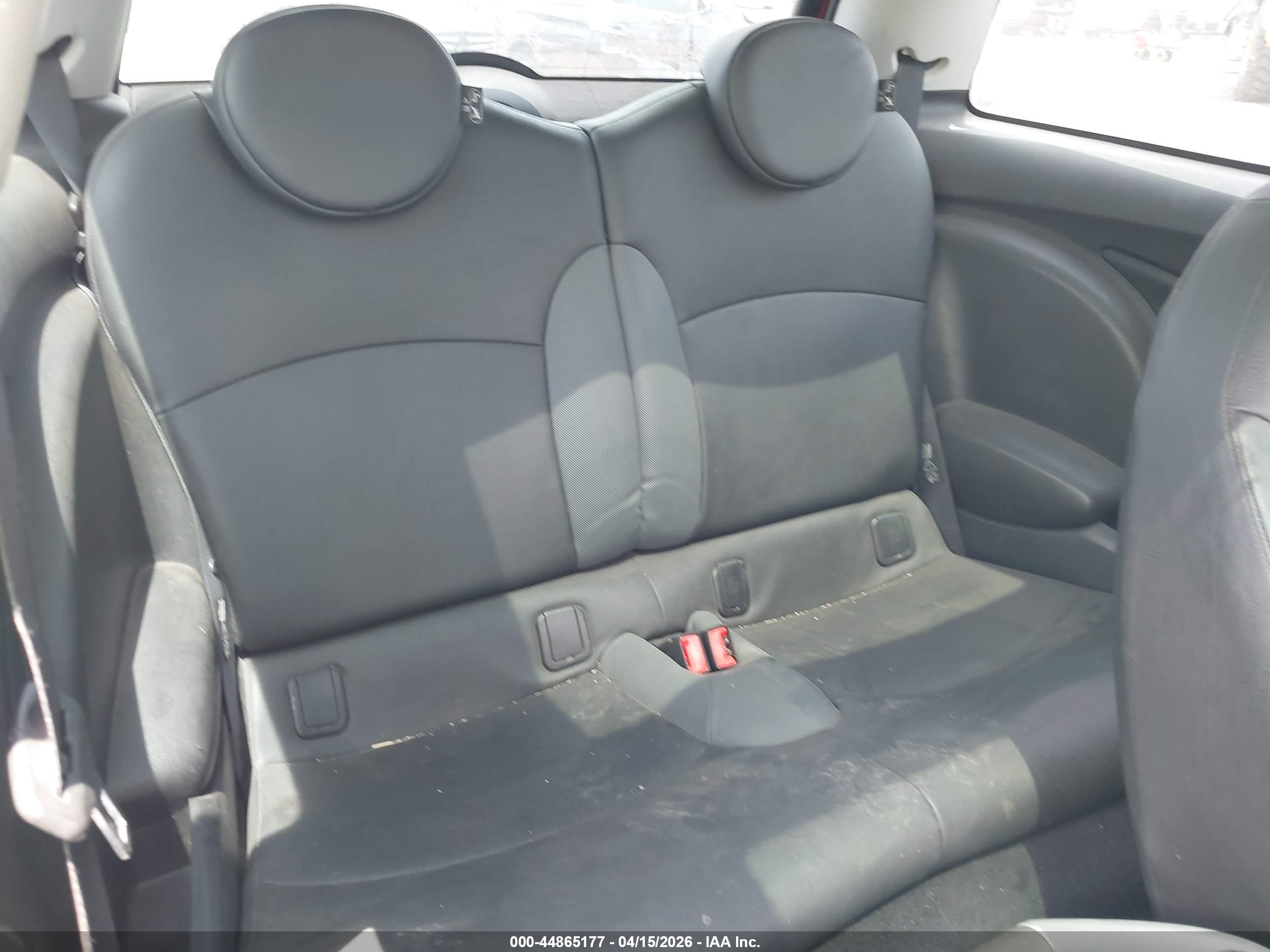MINI COOPER image 8