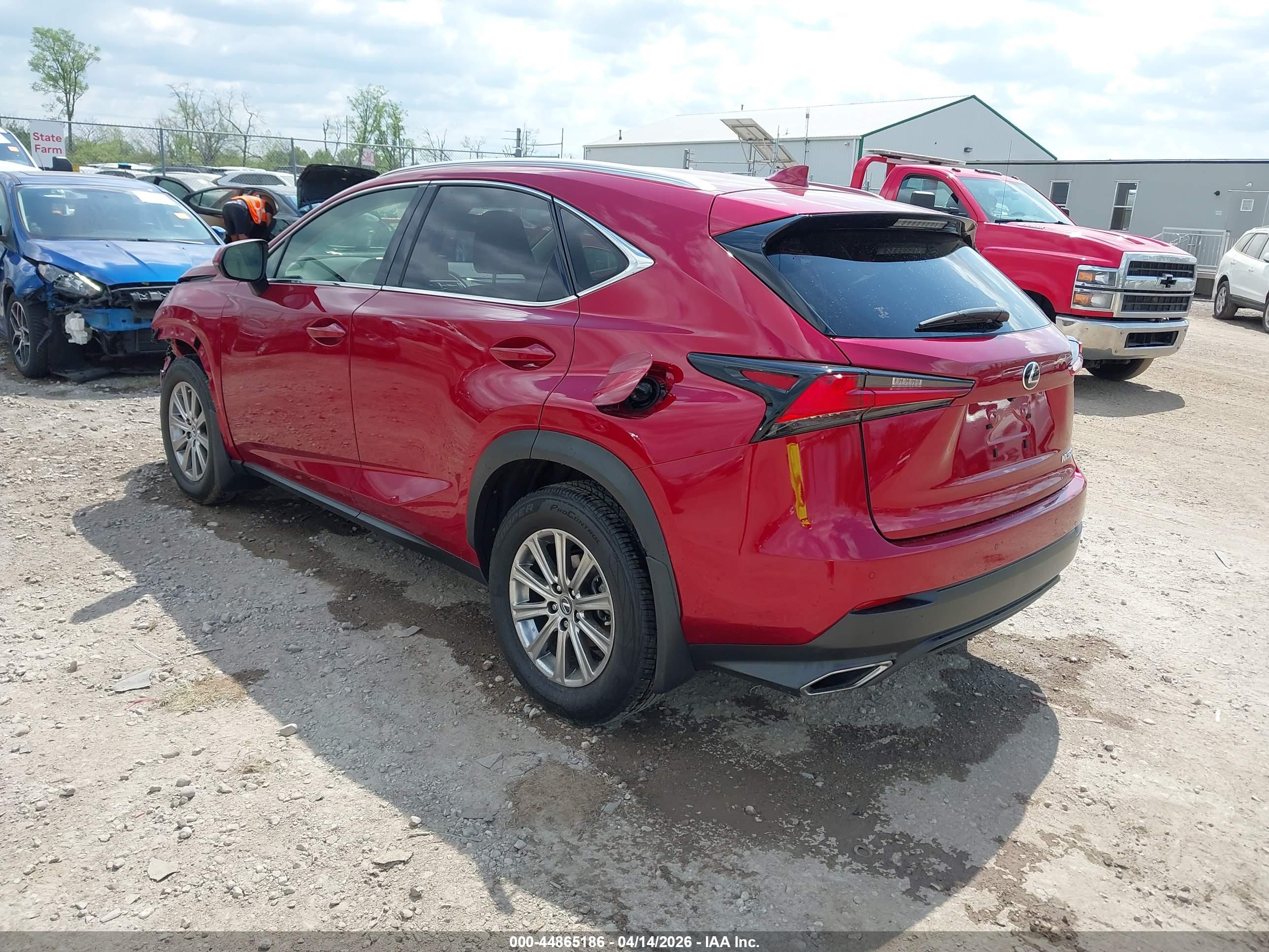 LEXUS NX image 3