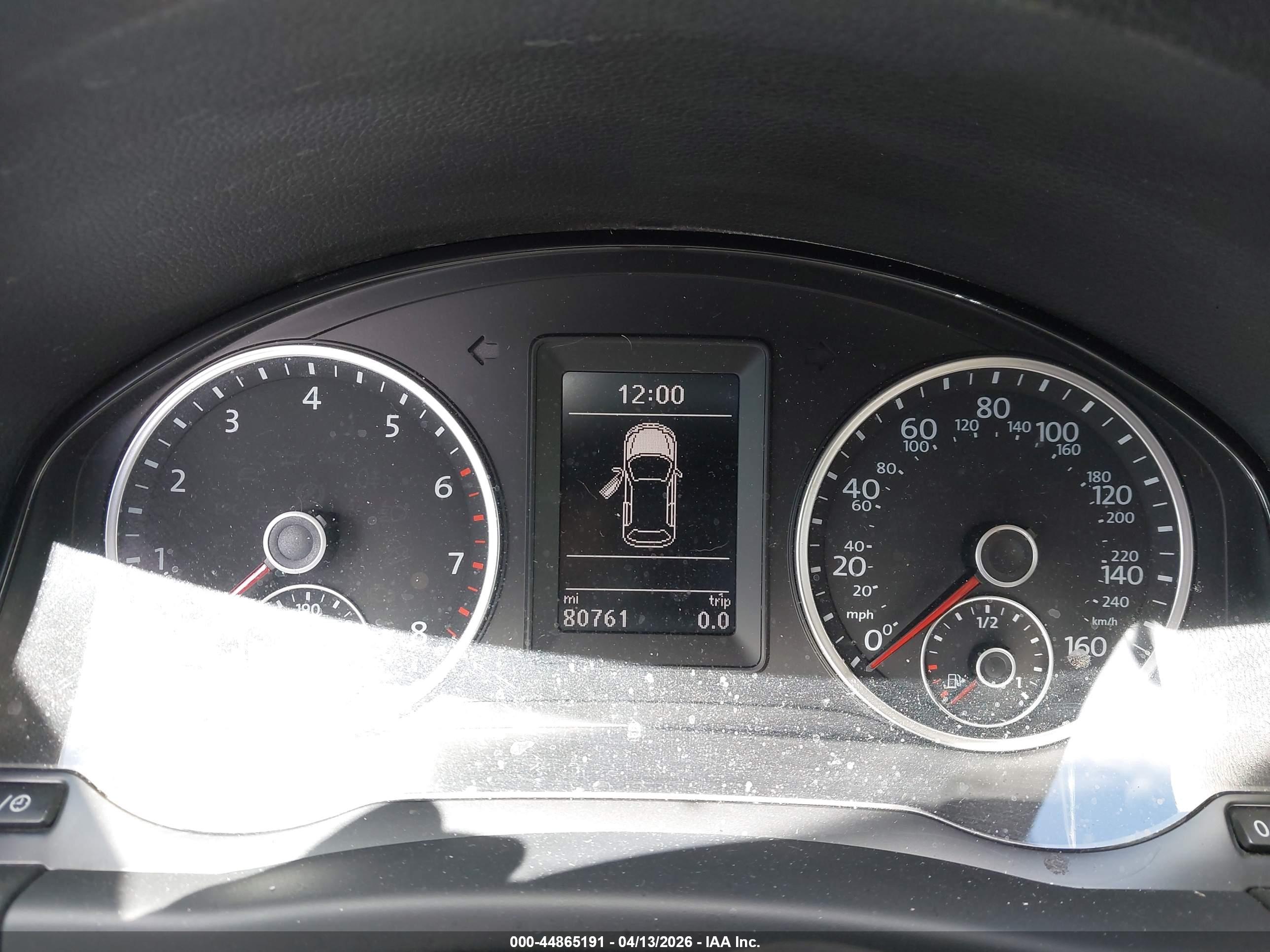 VOLKSWAGEN TIGUAN image 7
