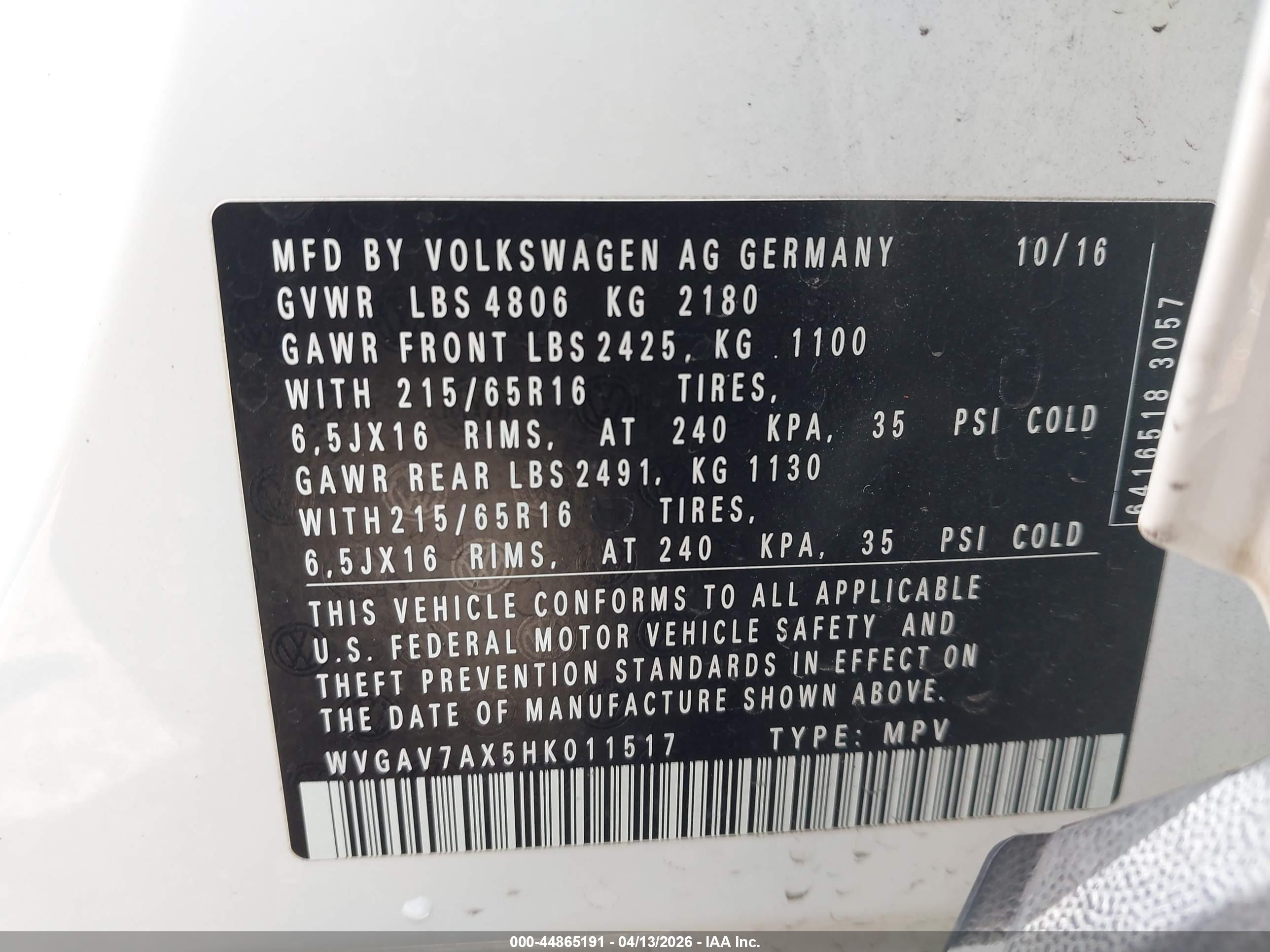 VOLKSWAGEN TIGUAN image 9