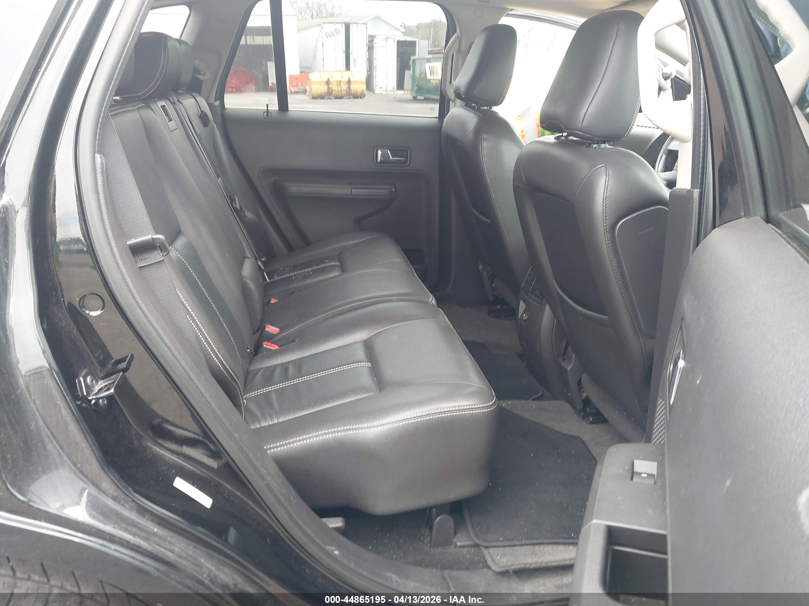 FORD EDGE image 8