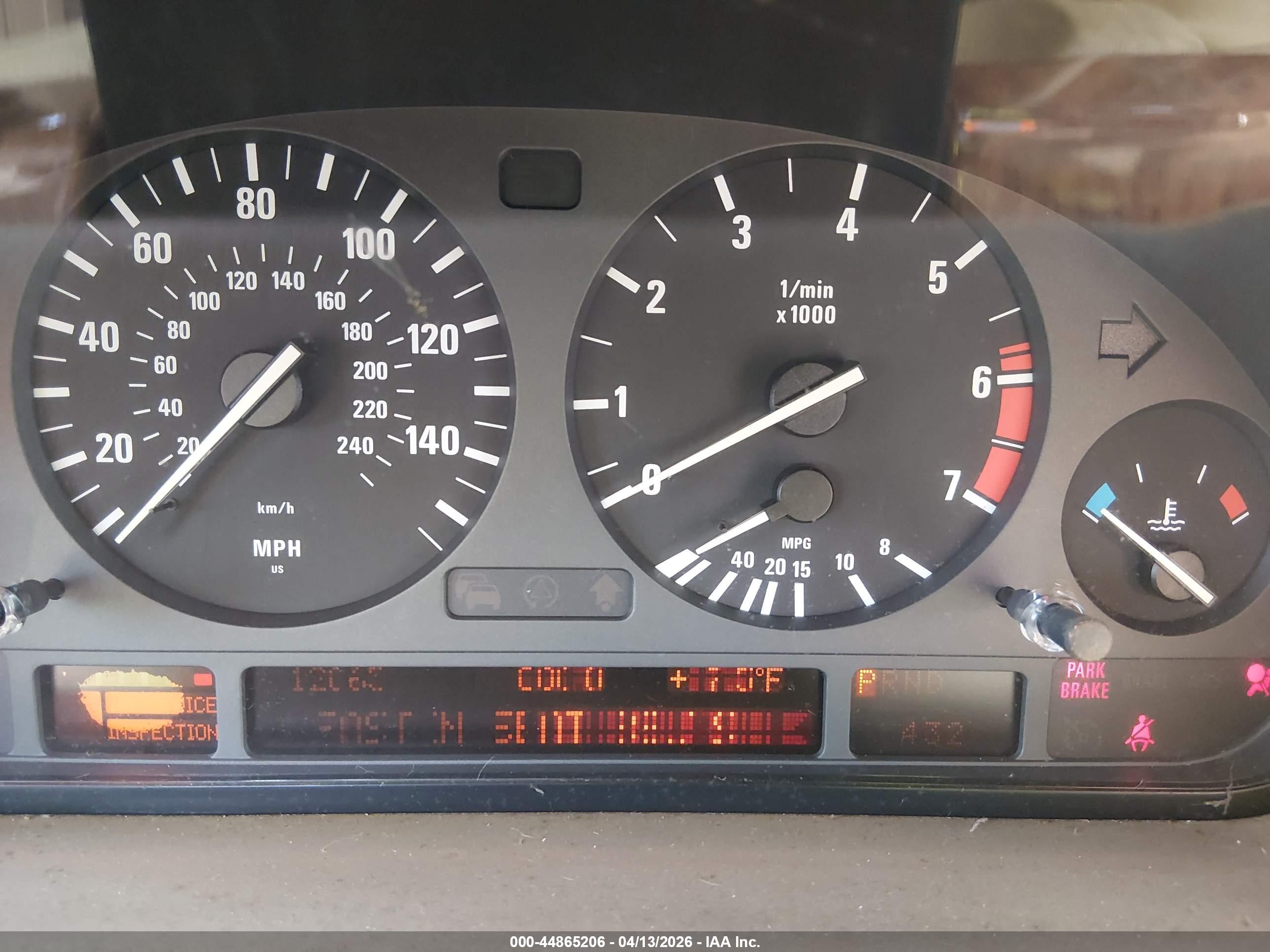 BMW 740IL image 7