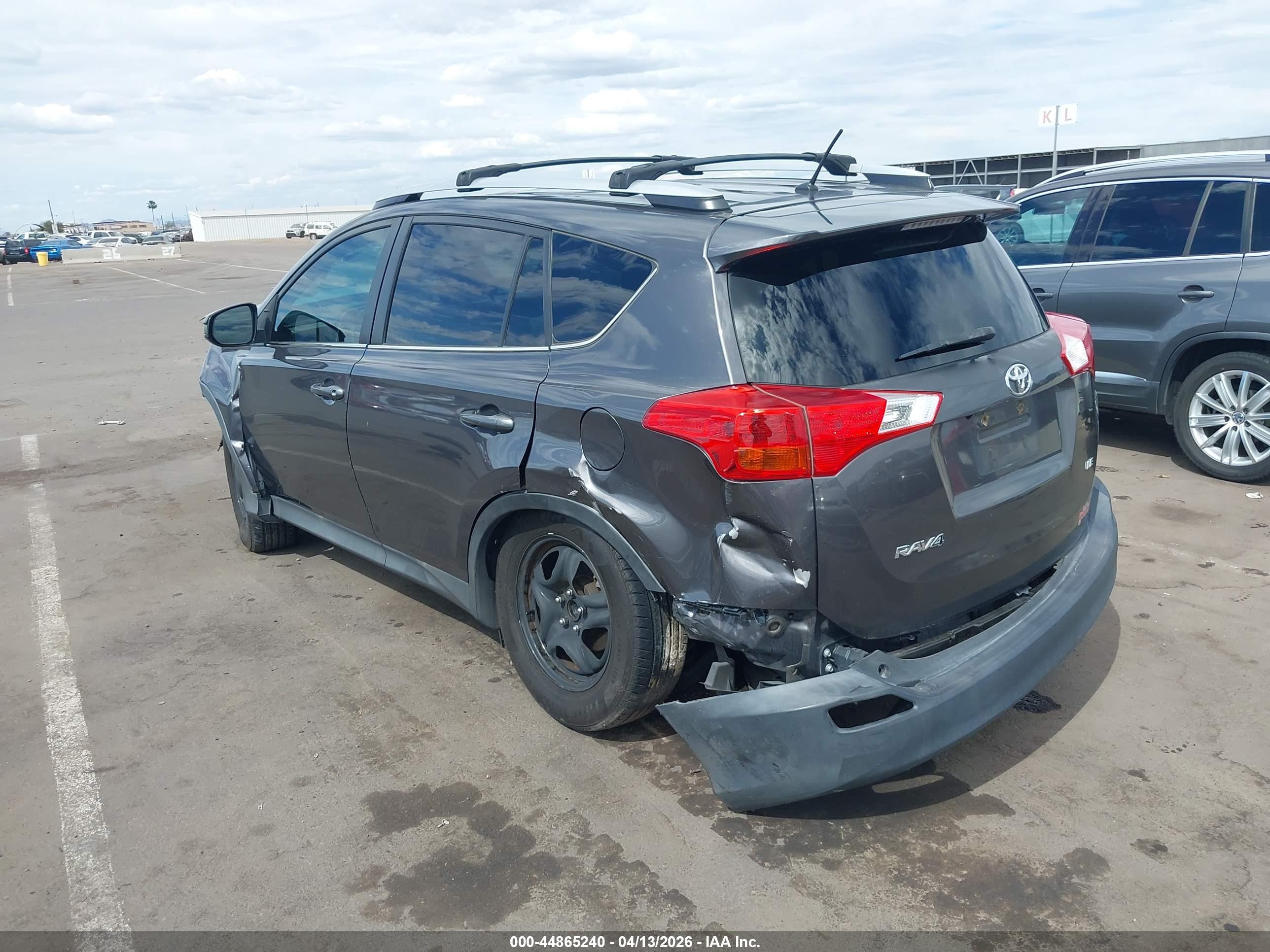 TOYOTA RAV4 image 3