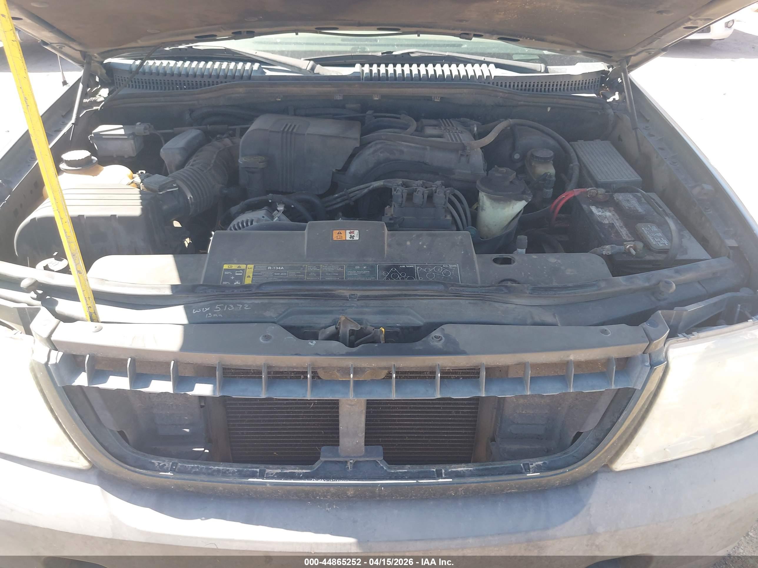 FORD EXPLORER image 10