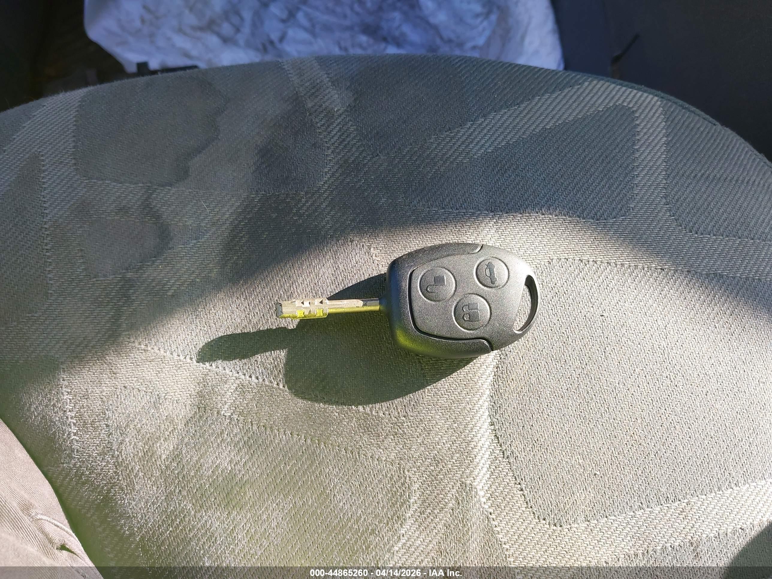 FORD TRANSIT image 11