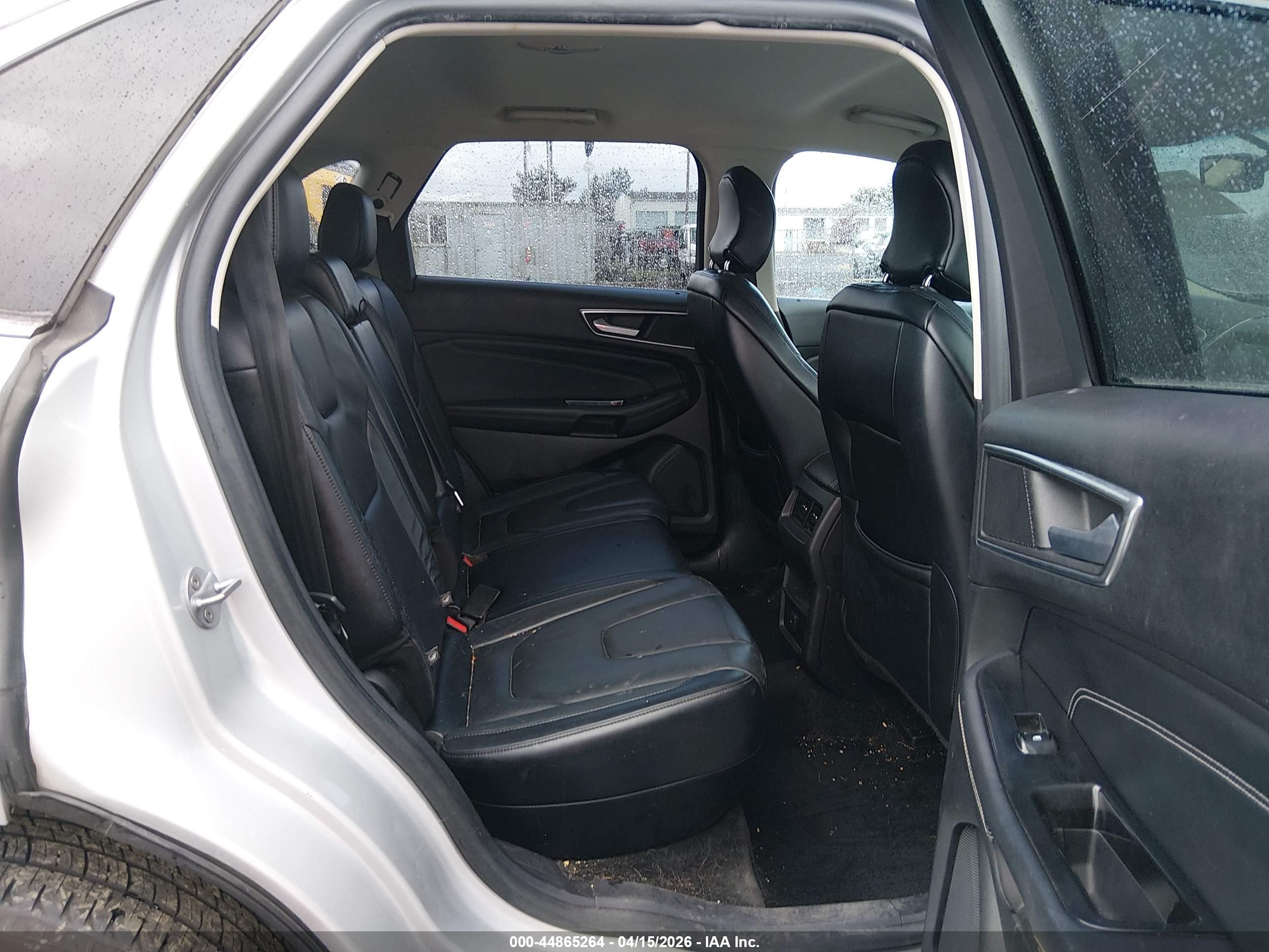 FORD EDGE image 8