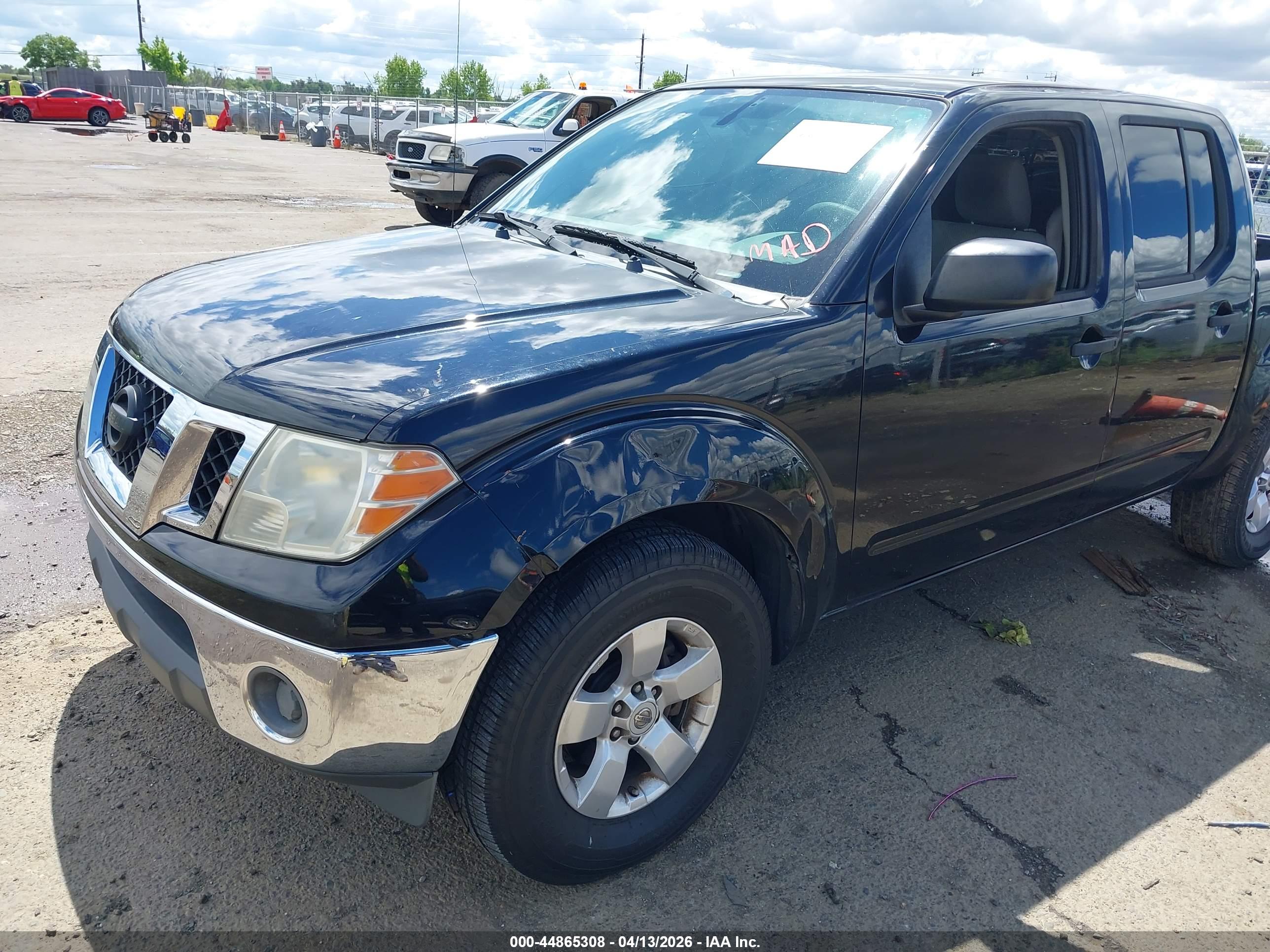 NISSAN FRONTIER image 6