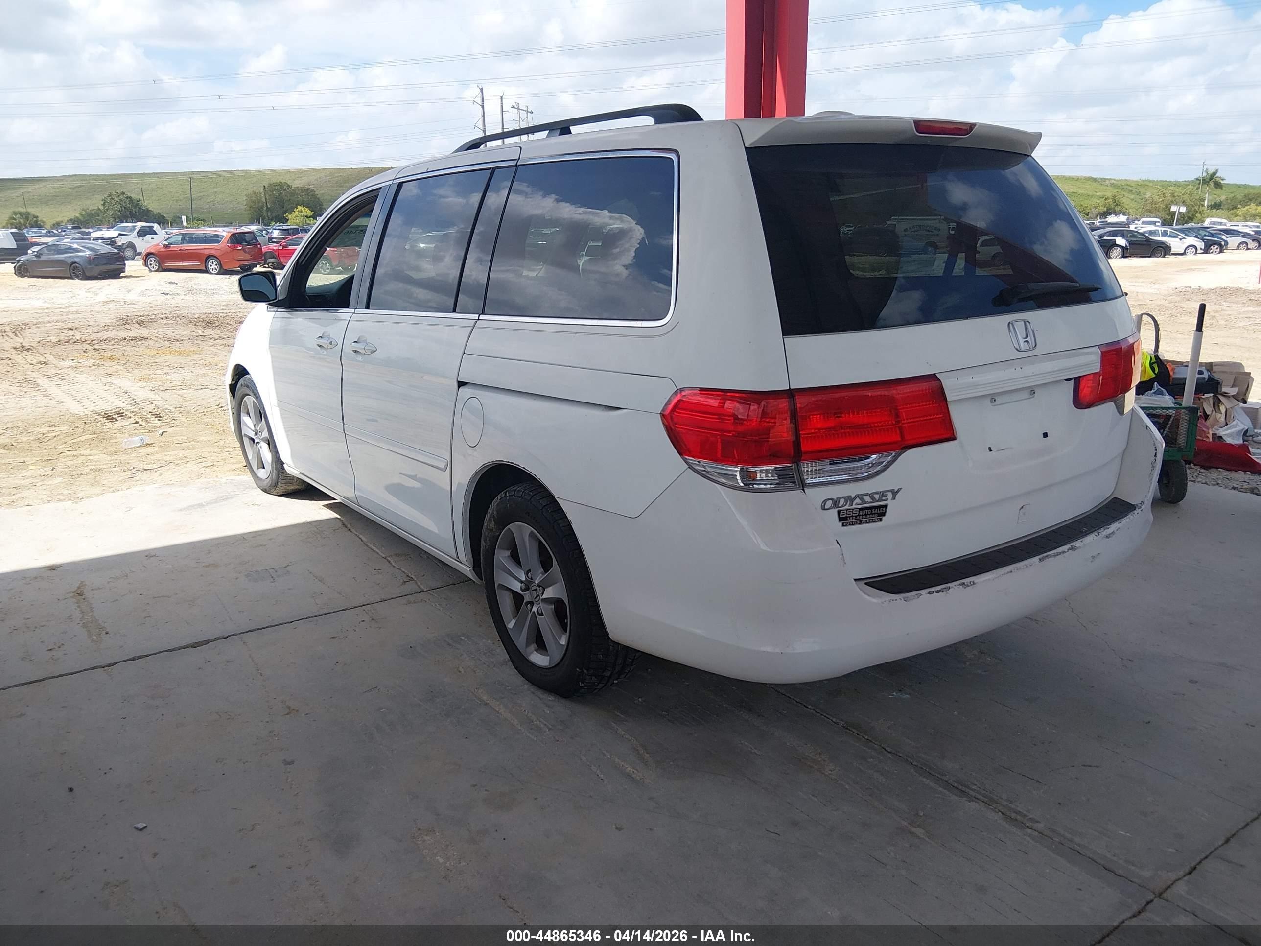 HONDA ODYSSEY image 3