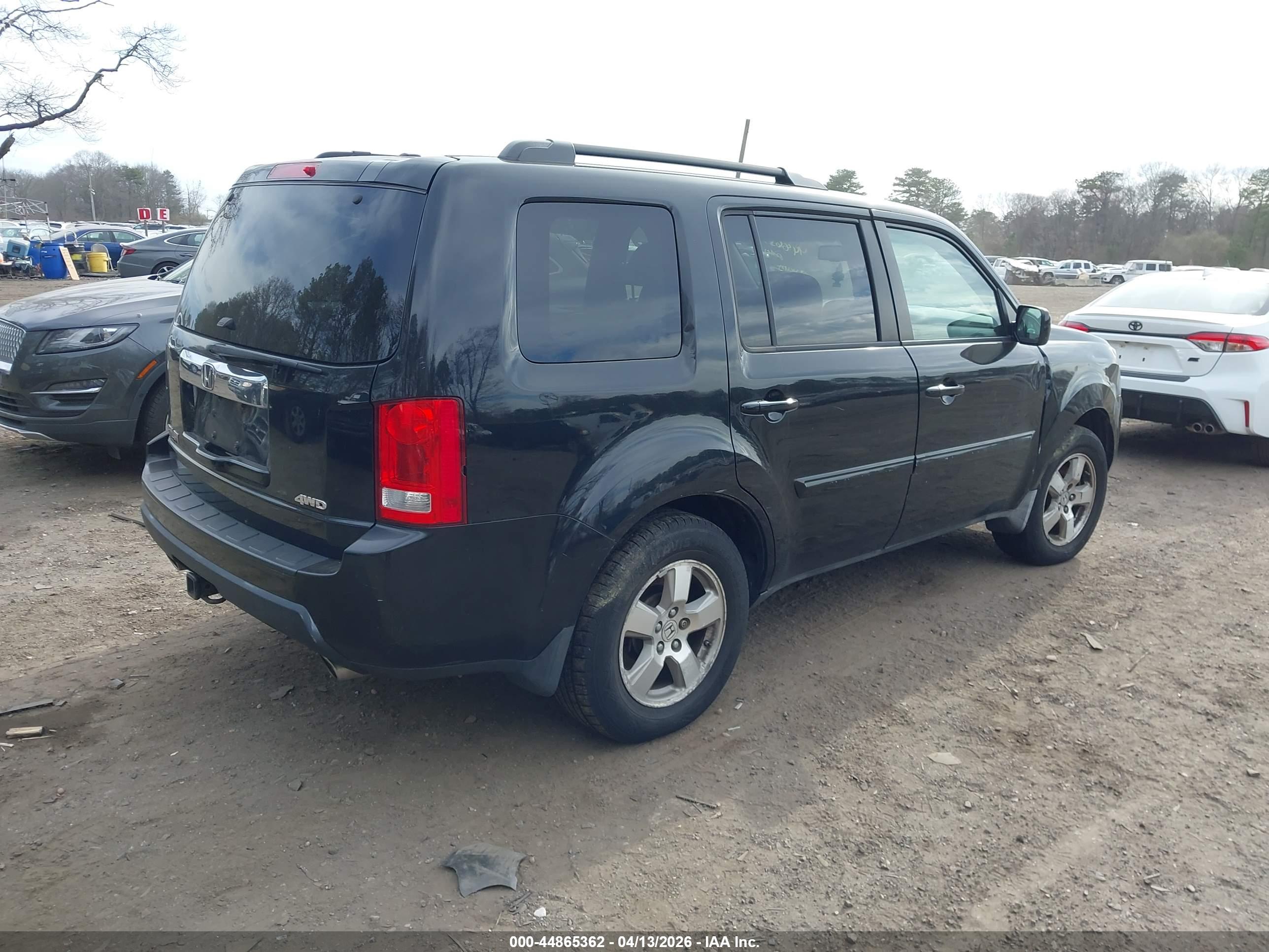 HONDA PILOT image 4