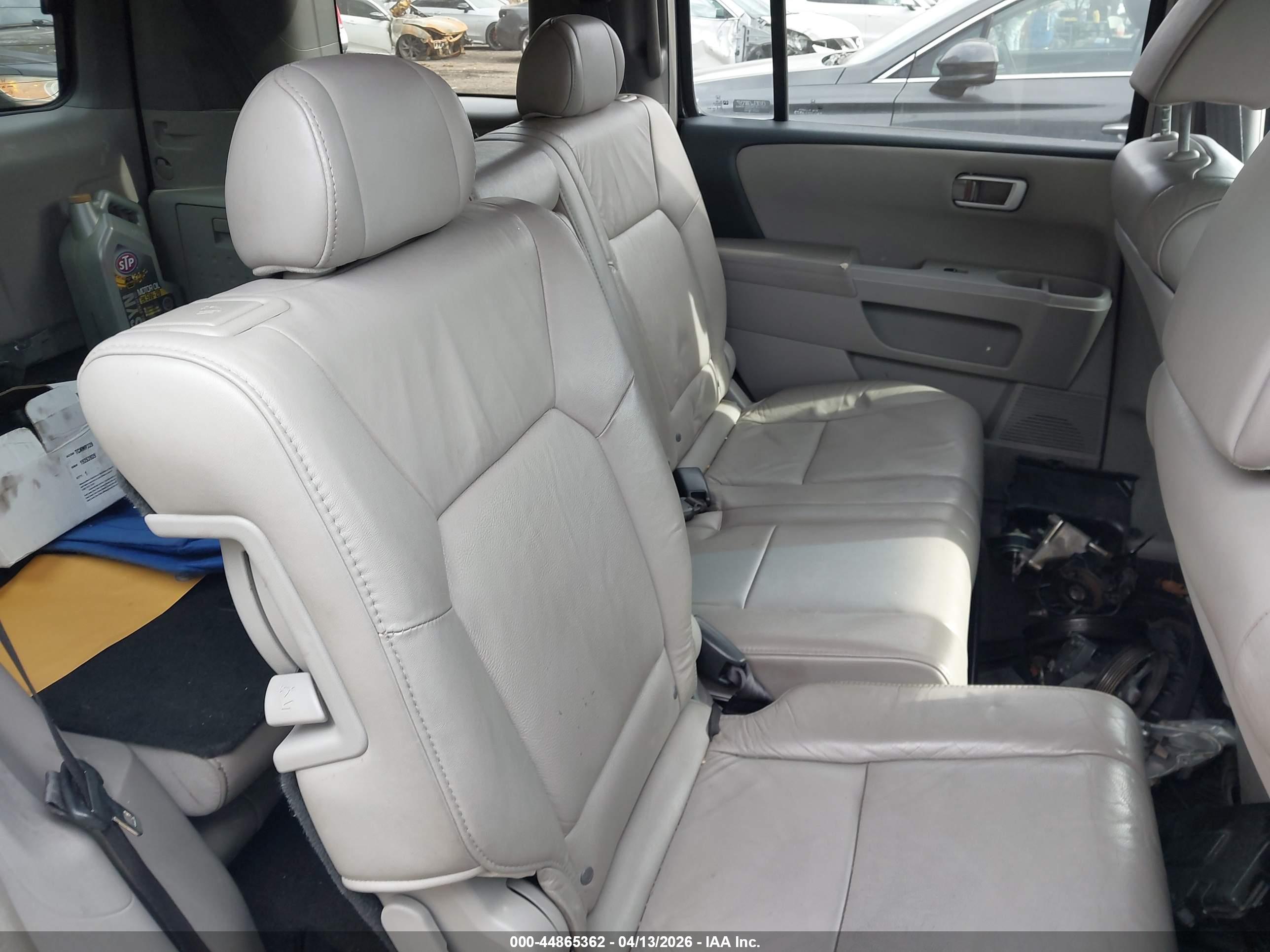 HONDA PILOT image 8
