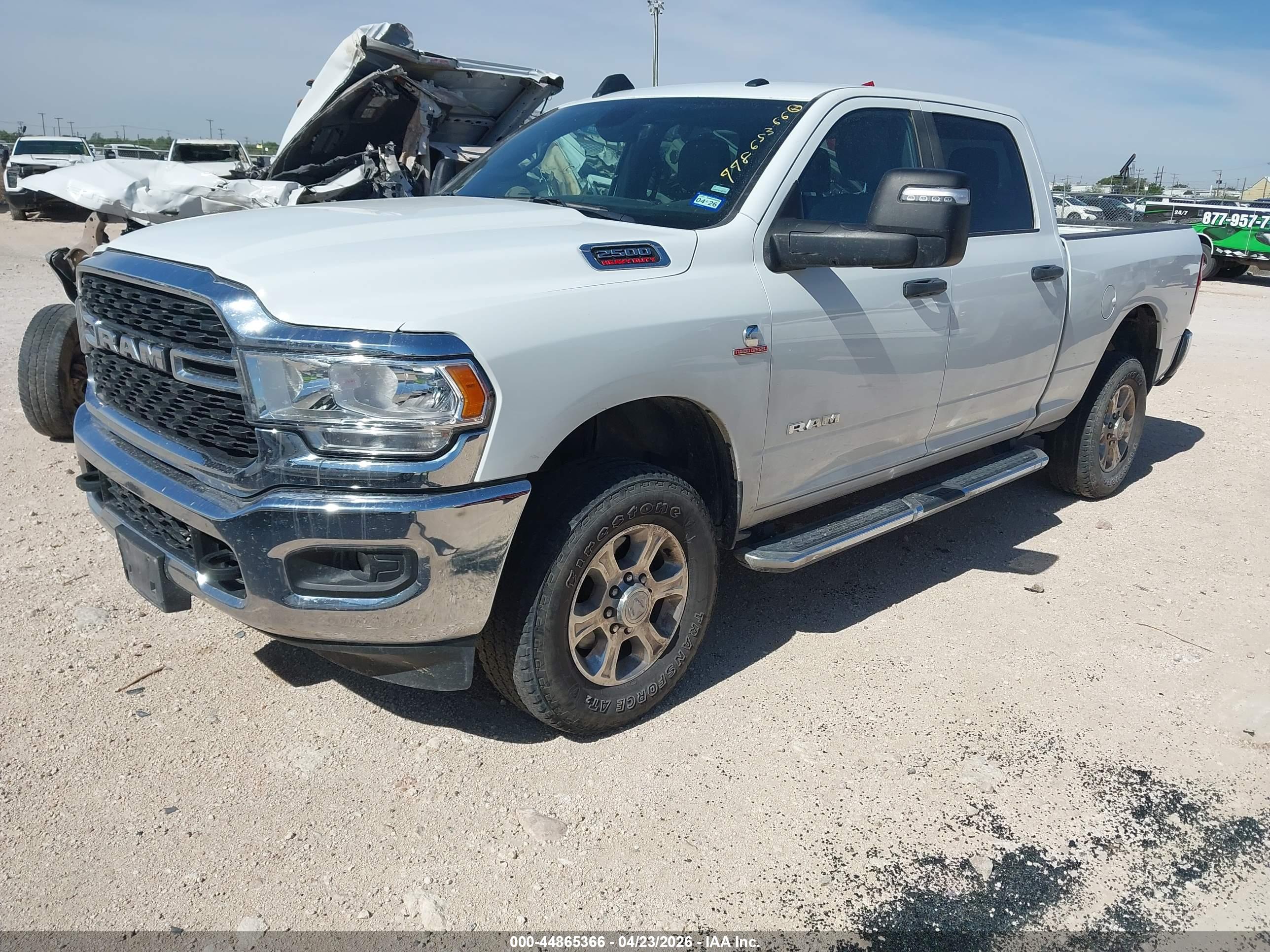 RAM 2500 image 2