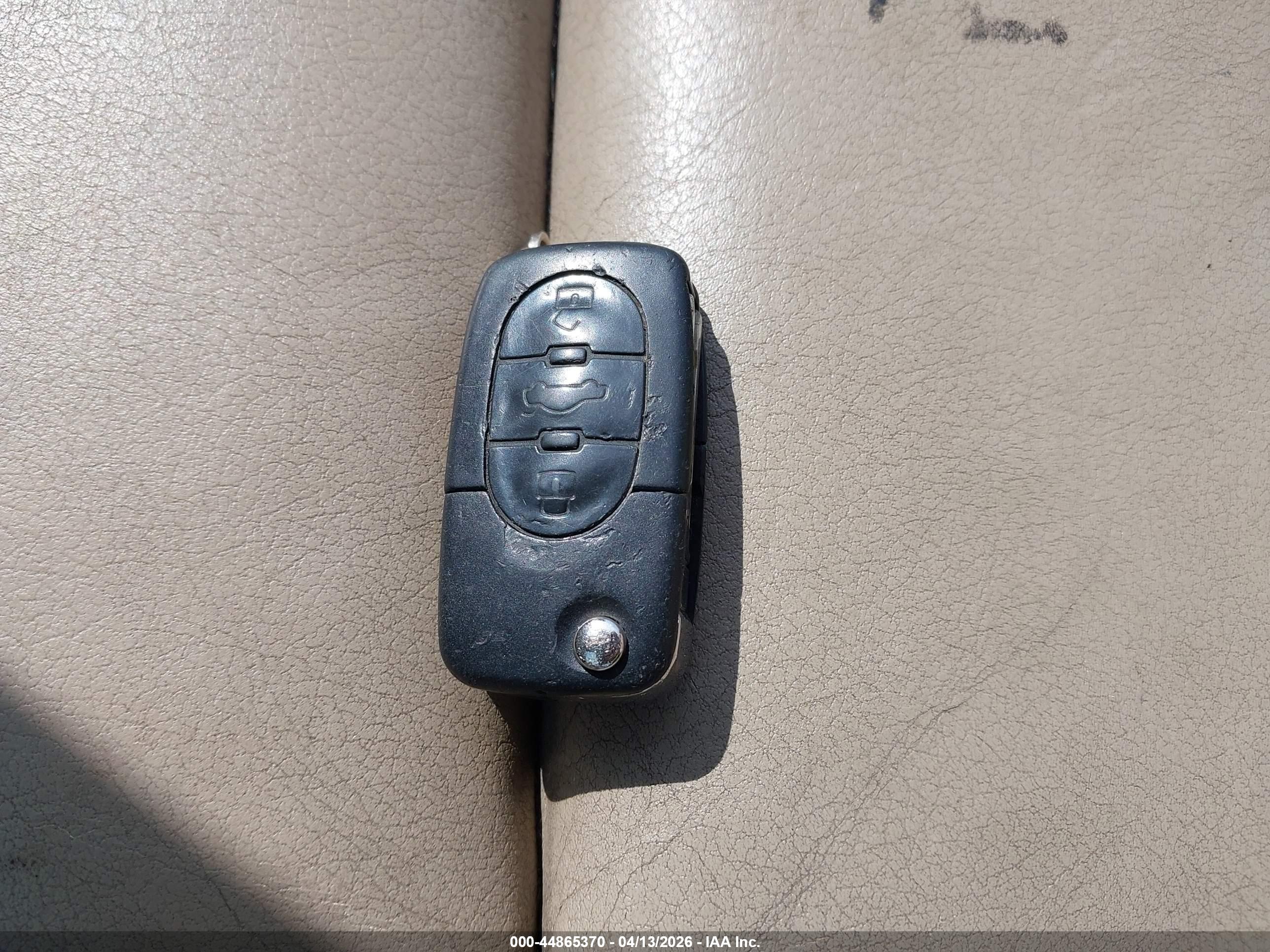 AUDI A4 image 11