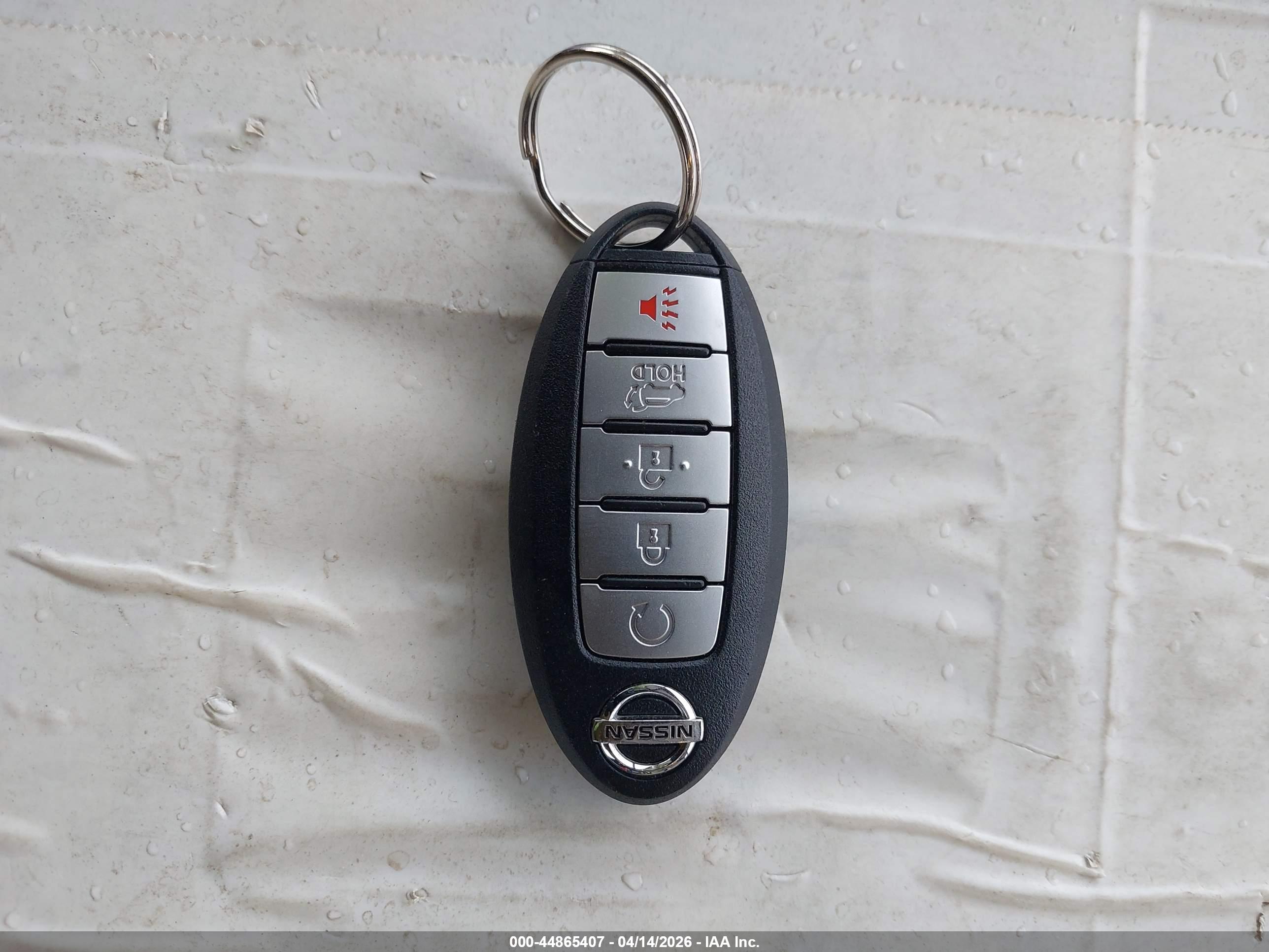 NISSAN ROGUE image 11