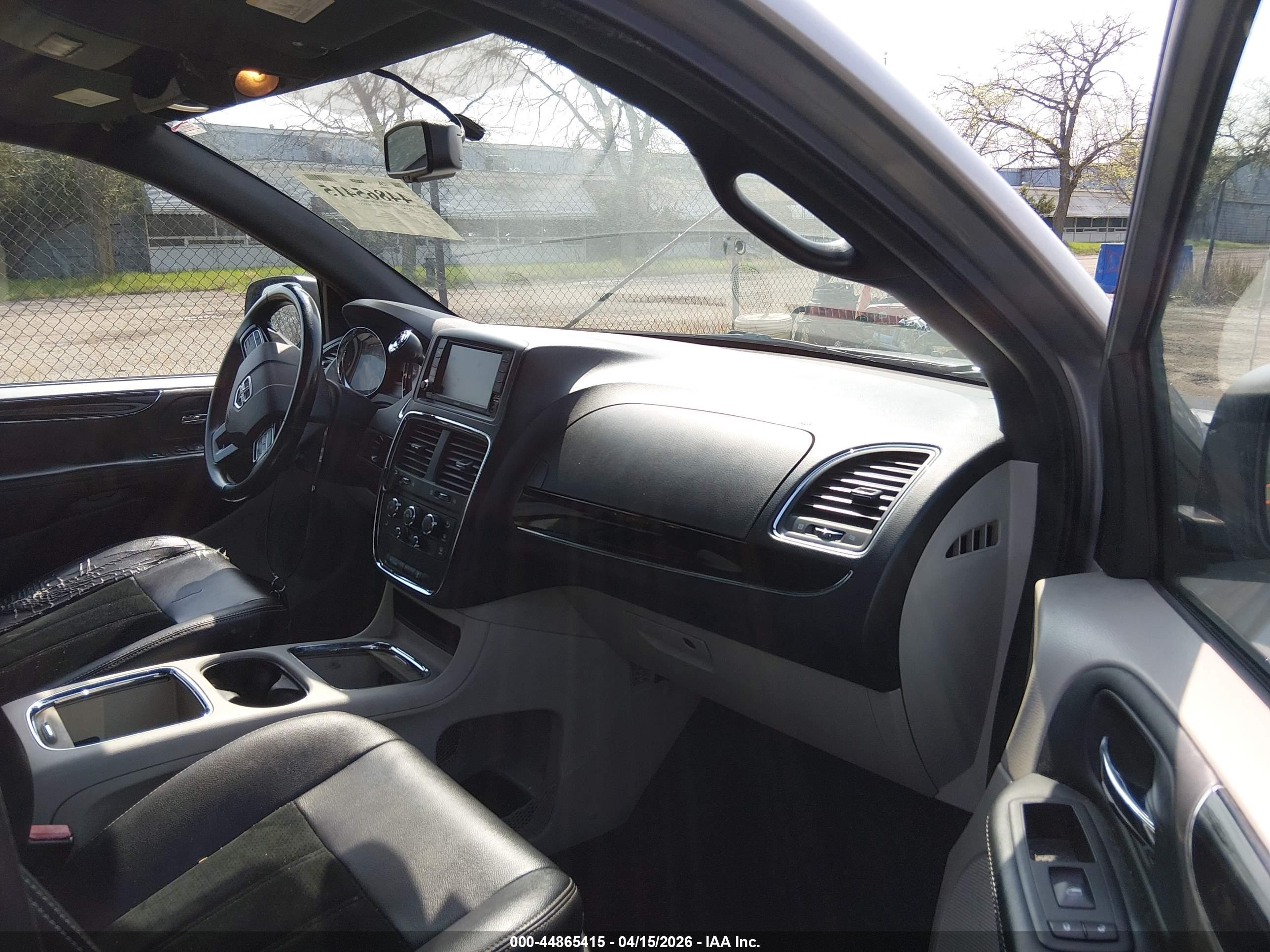 DODGE GRAND image 5