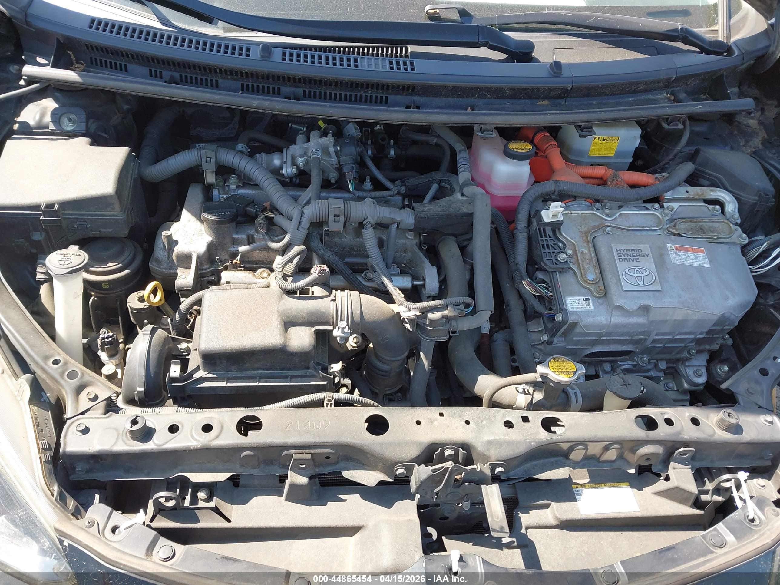TOYOTA PRIUS image 10