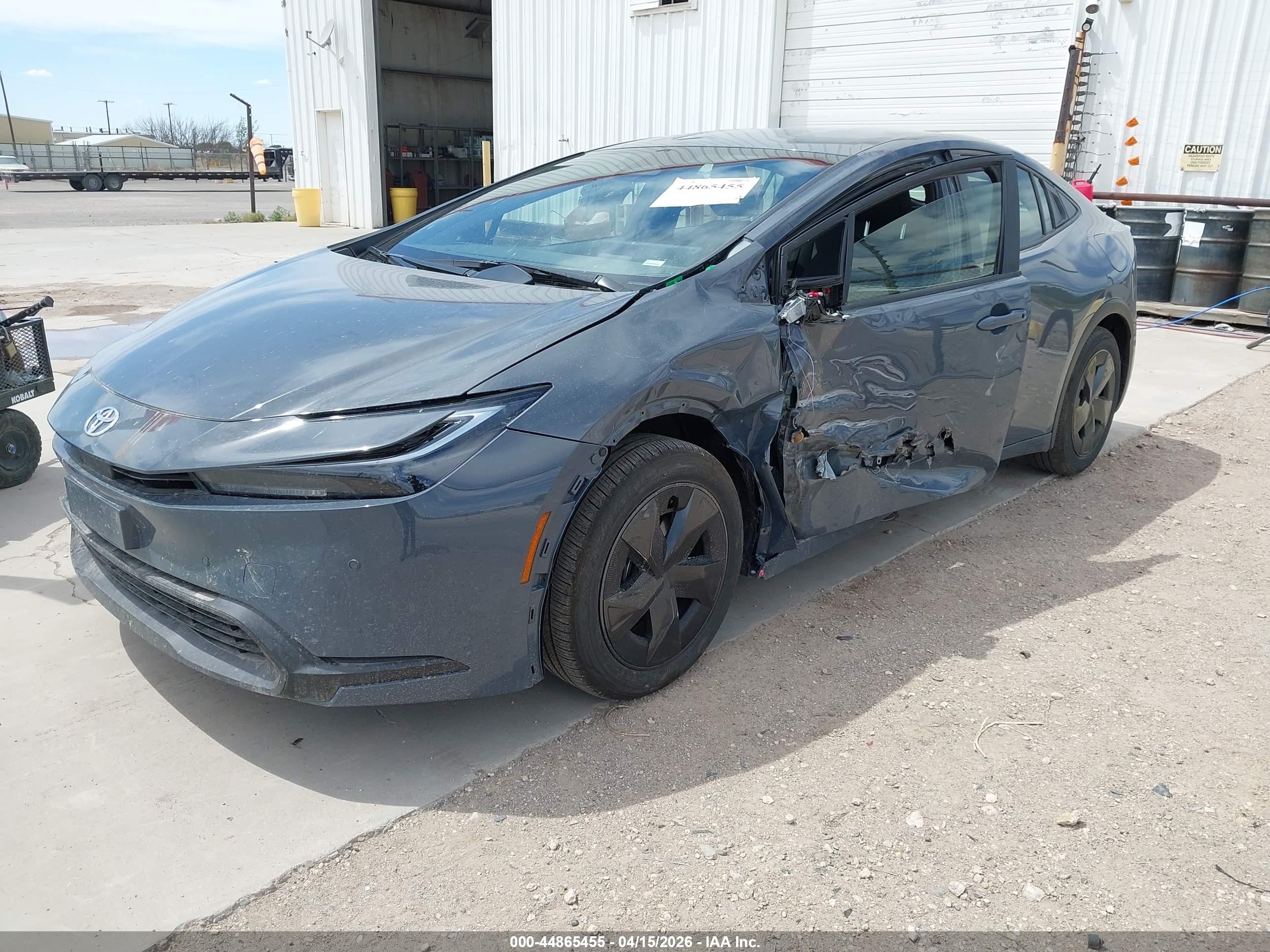 TOYOTA PRIUS image 2