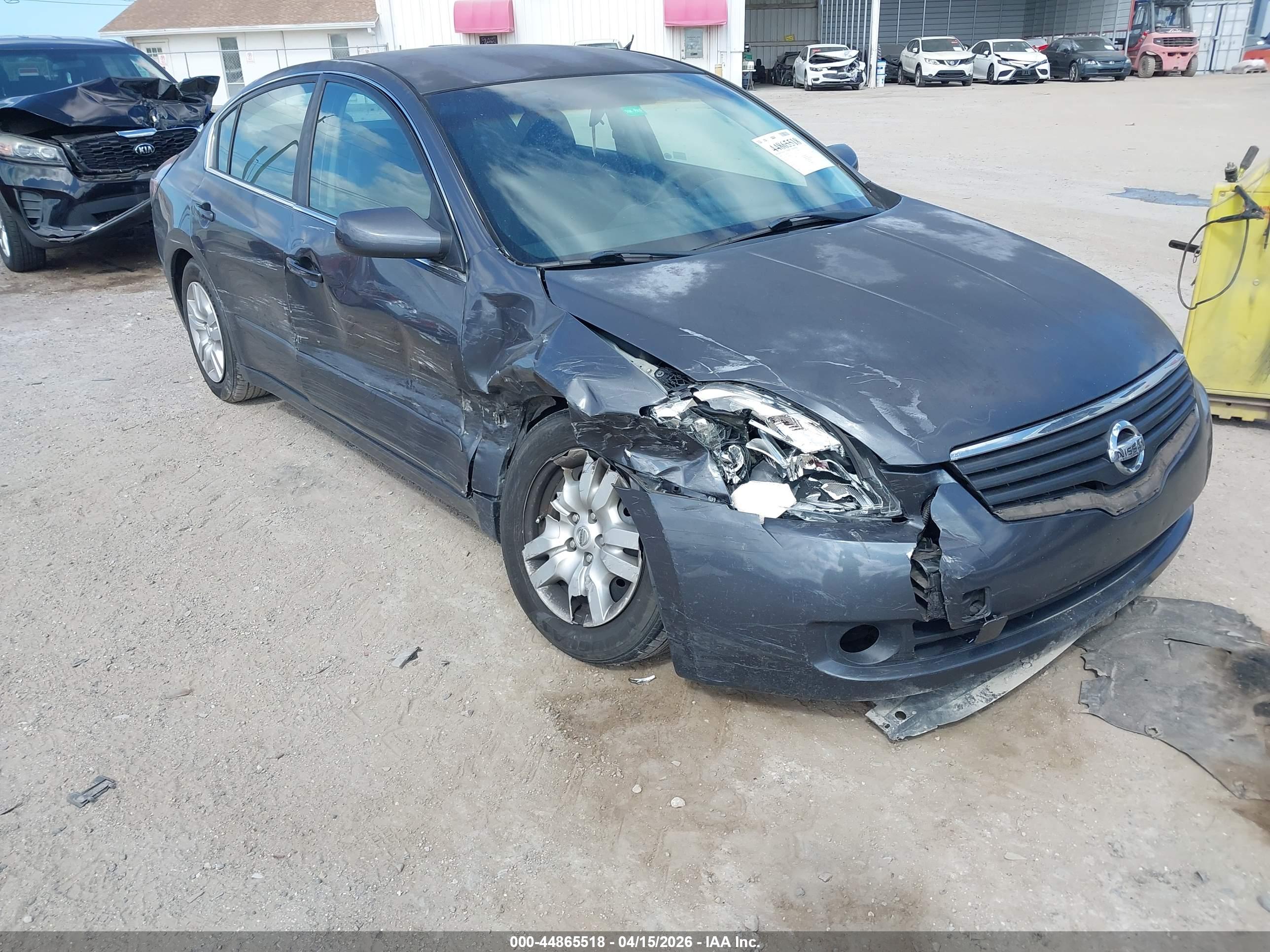 NISSAN ALTIMA image 6