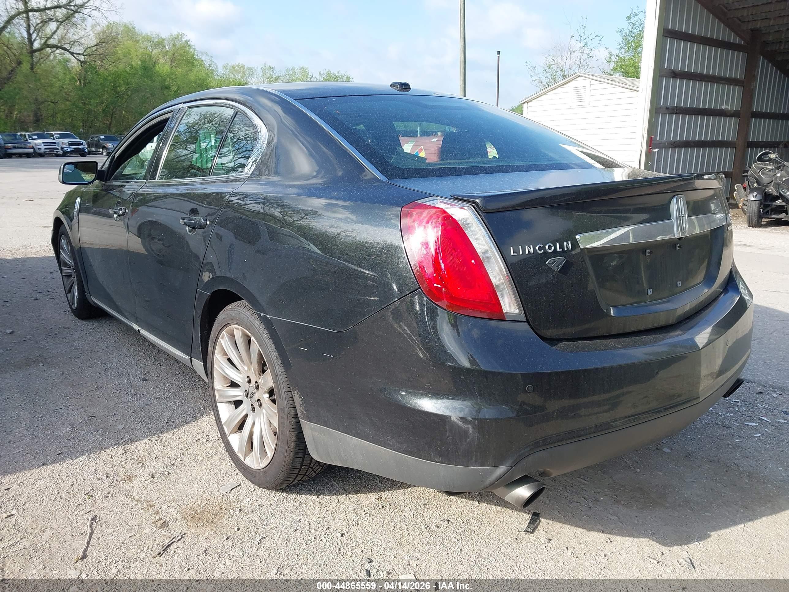 LINCOLN MKS image 3