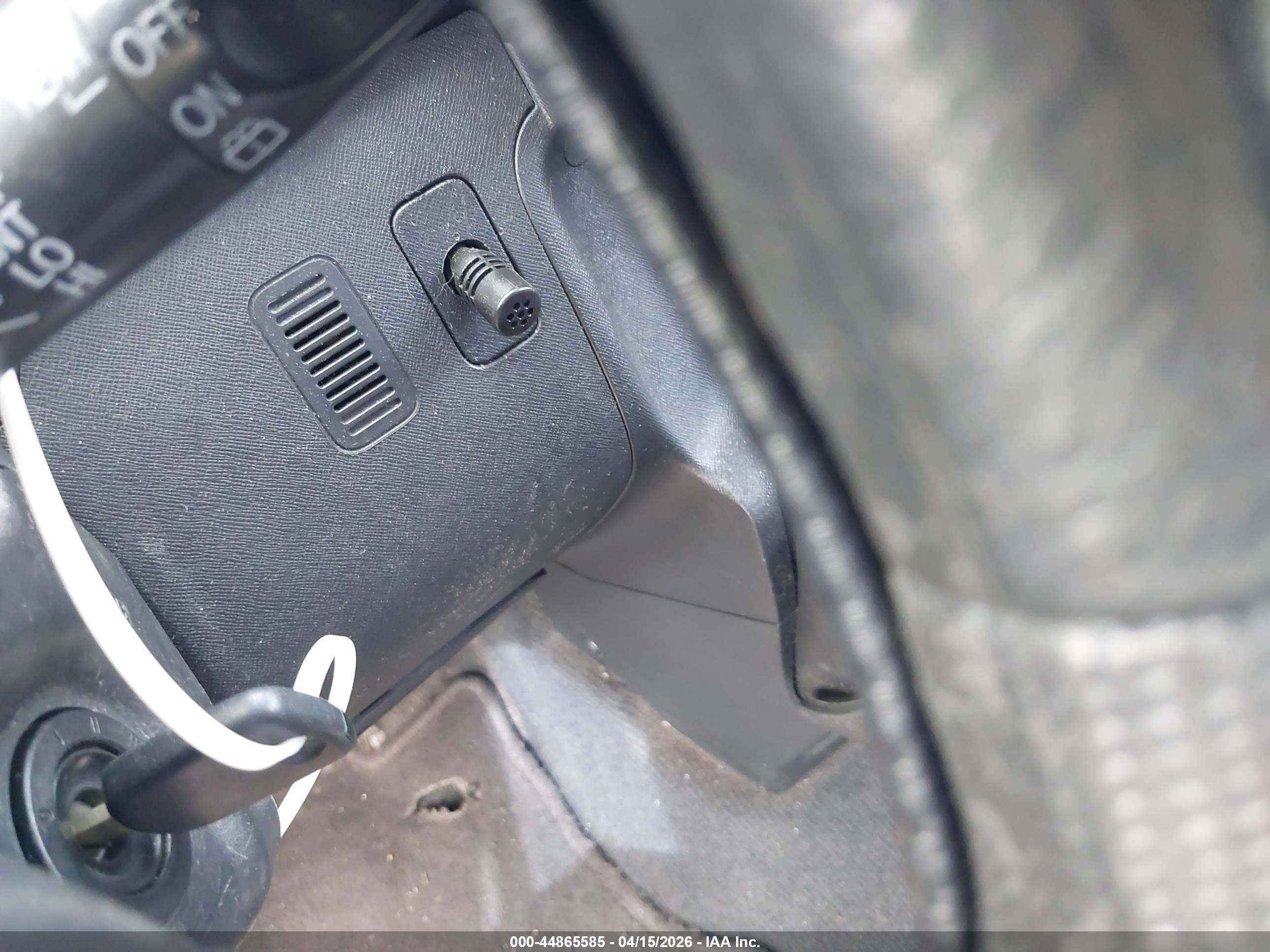 HONDA CR-V image 11