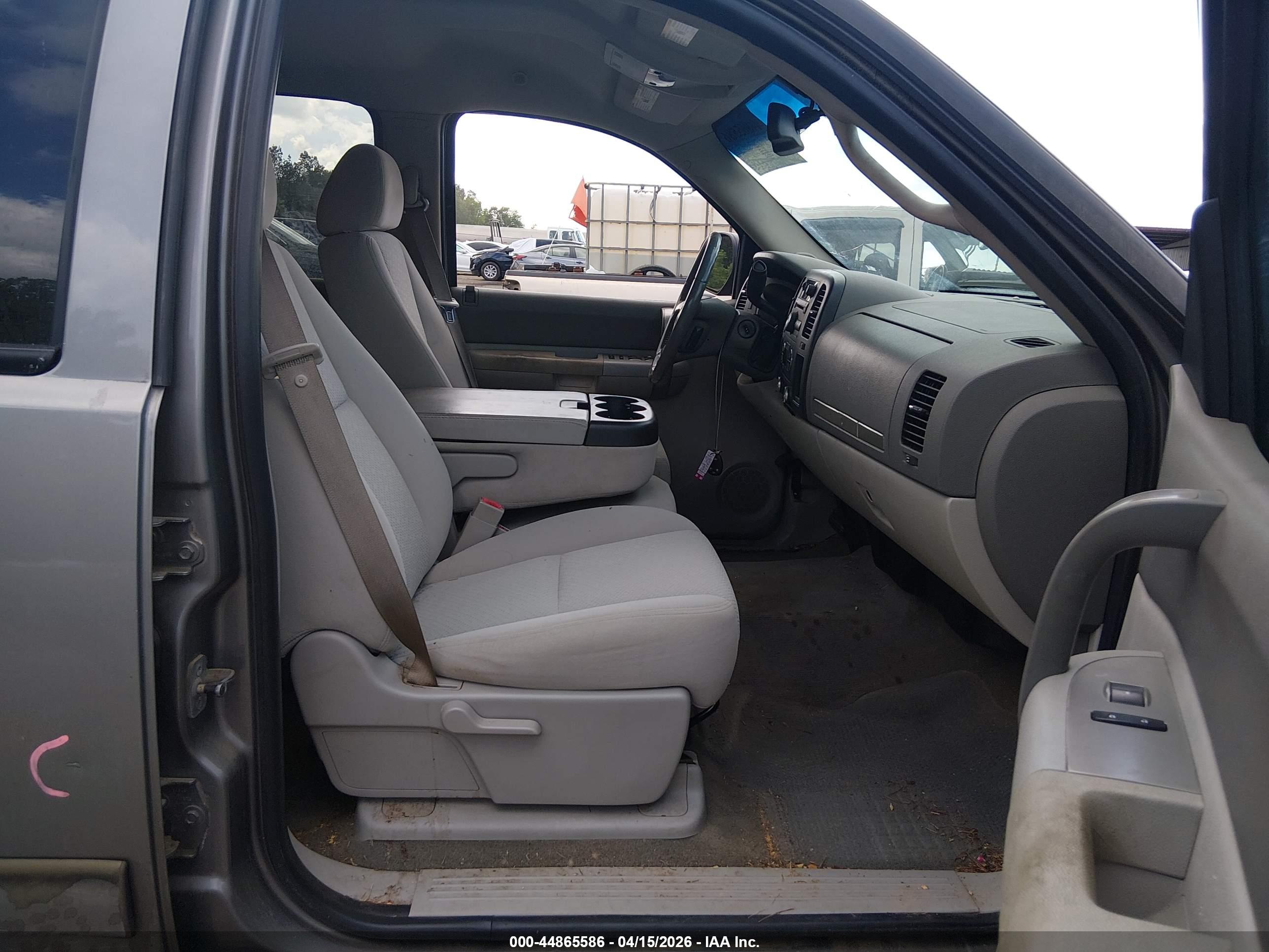 GMC SIERRA image 5