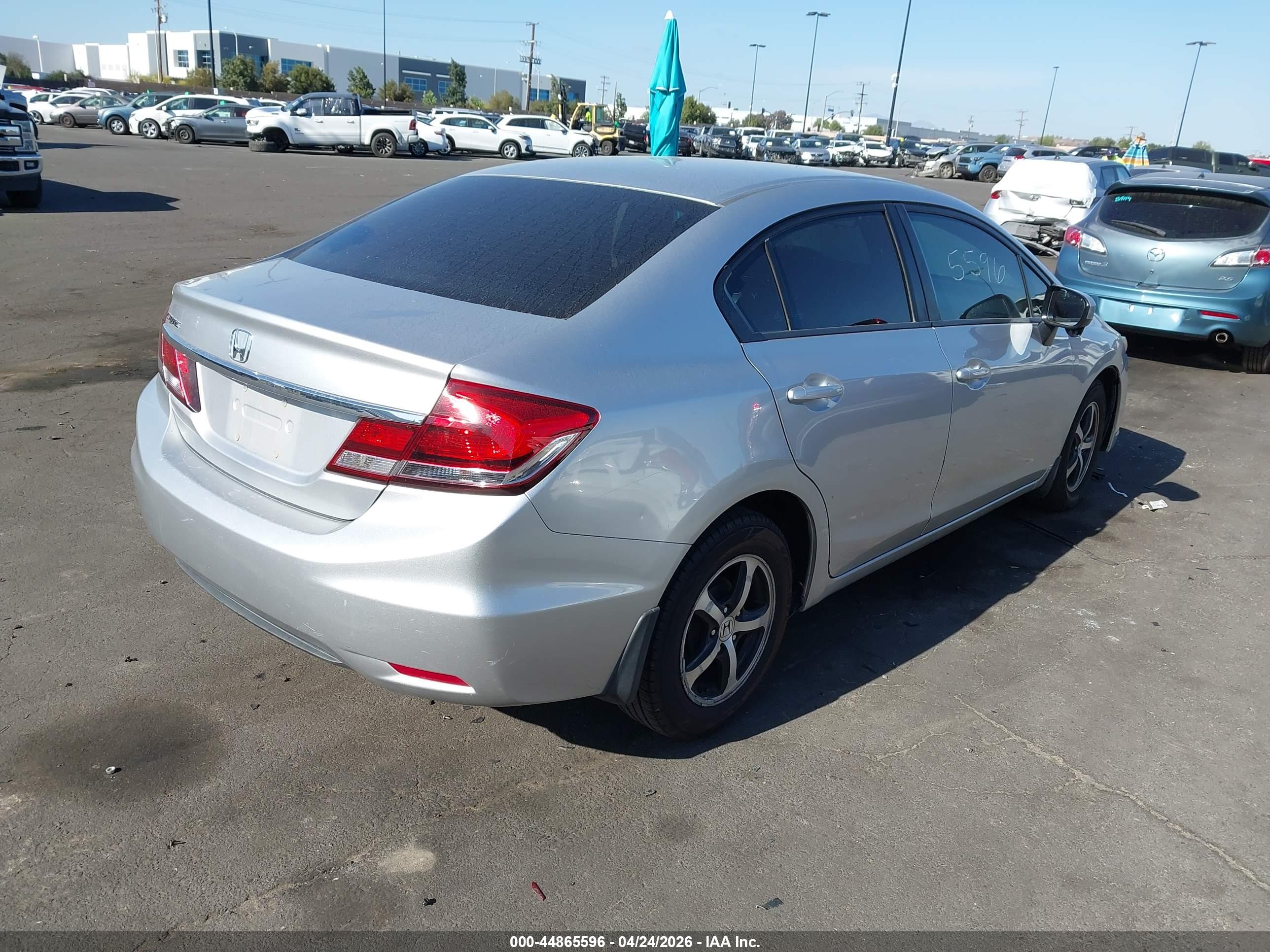 HONDA CIVIC image 4