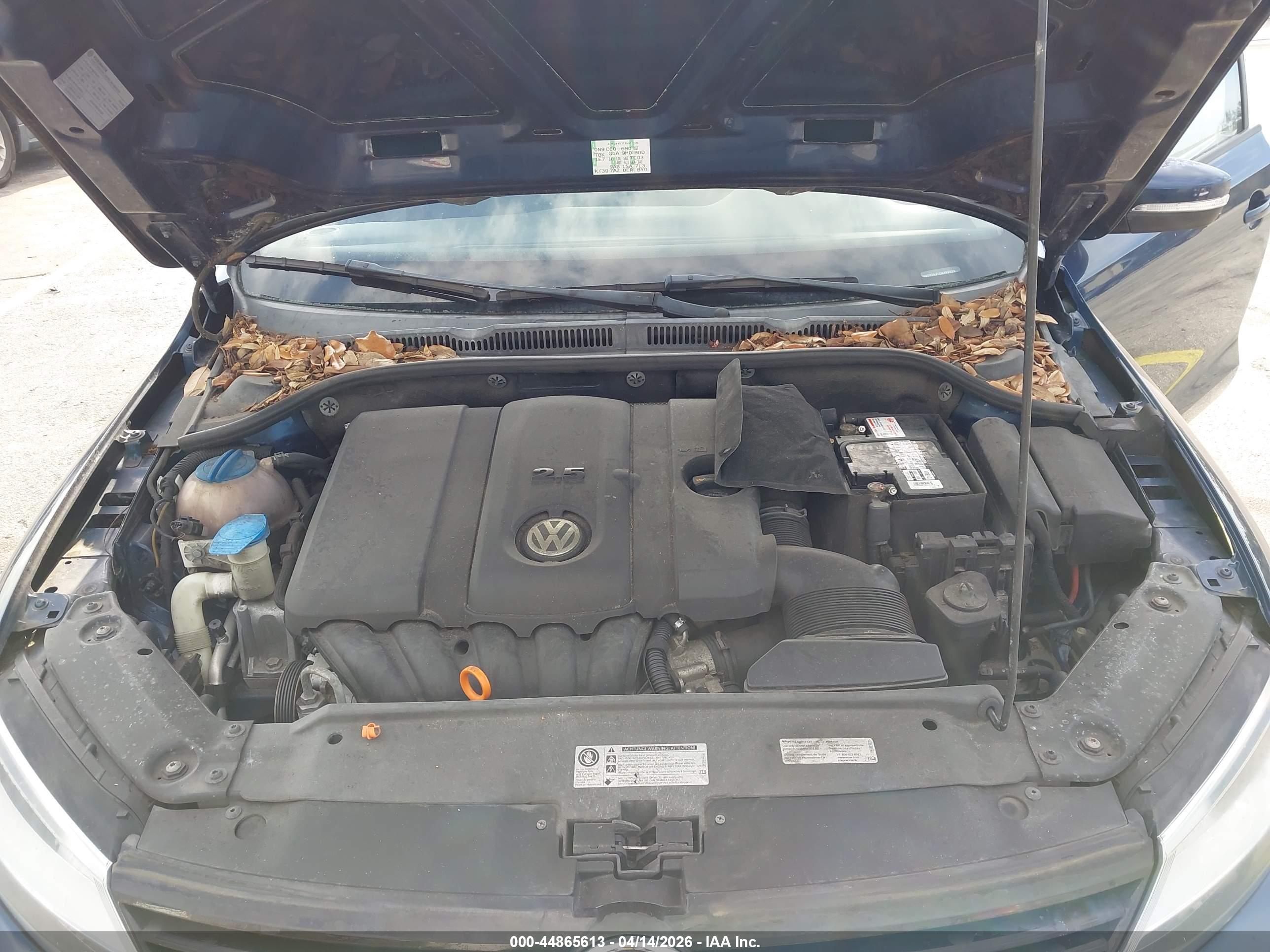 VOLKSWAGEN JETTA image 10