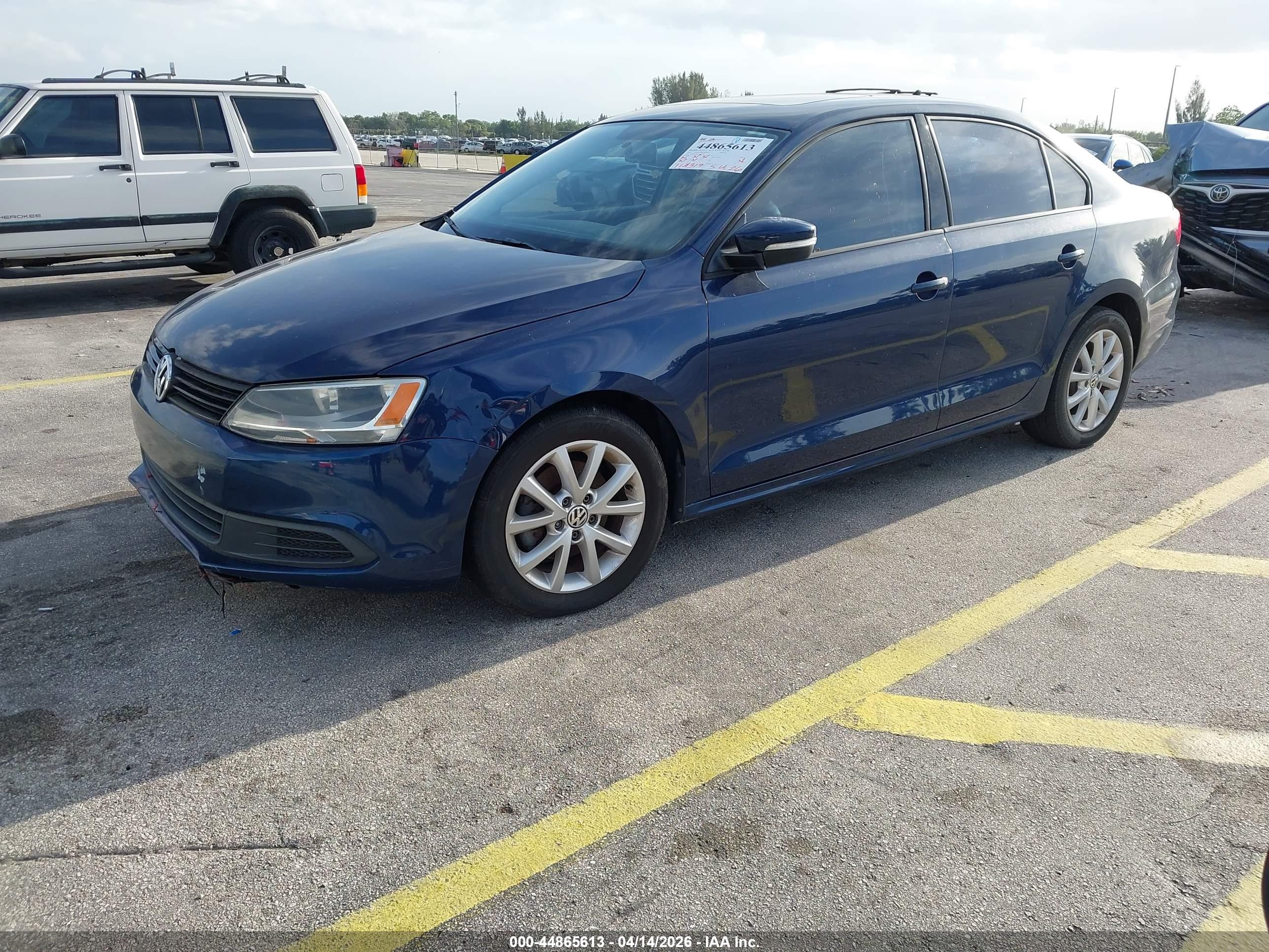 VOLKSWAGEN JETTA image 2