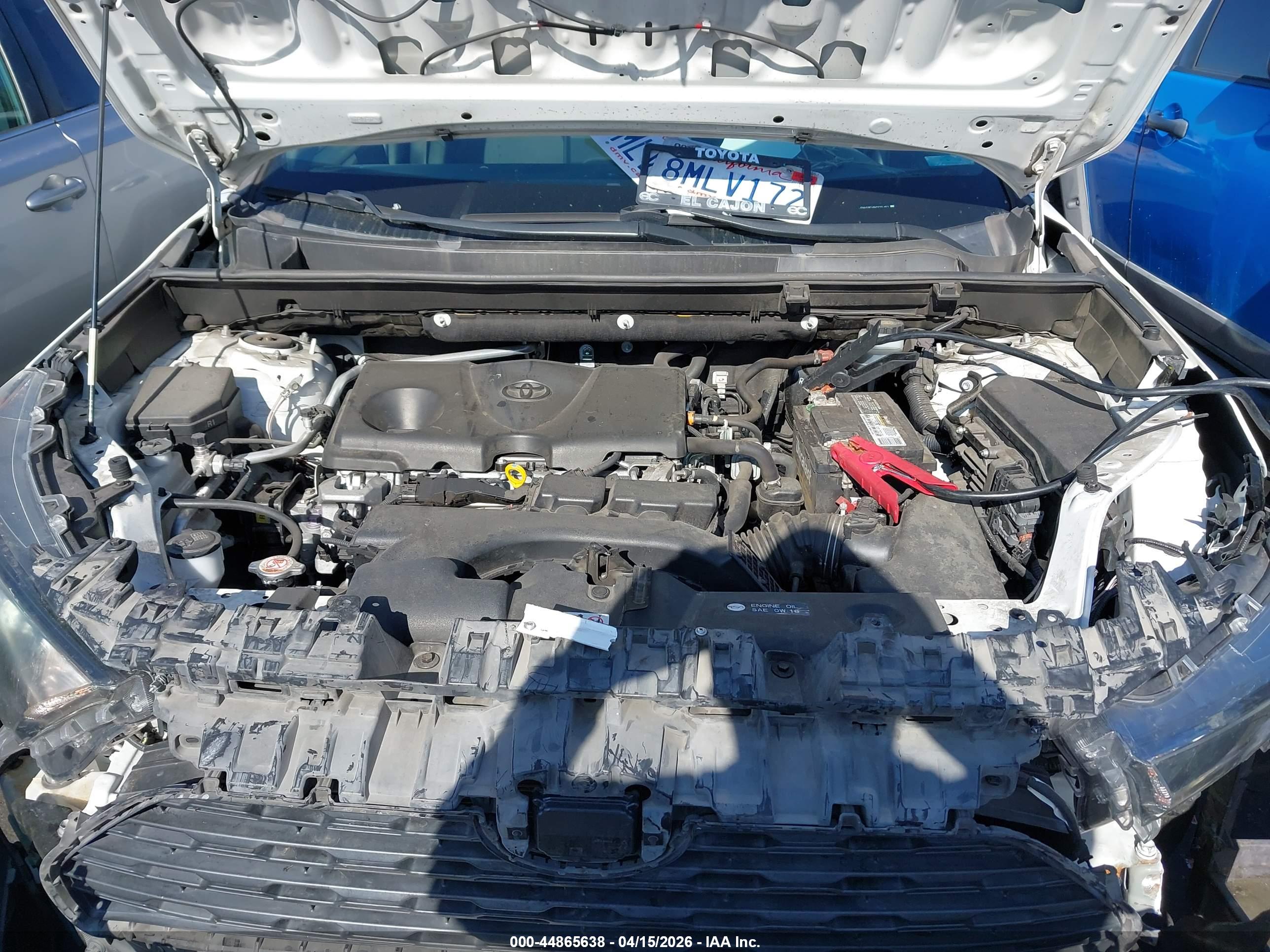 TOYOTA RAV4 image 10