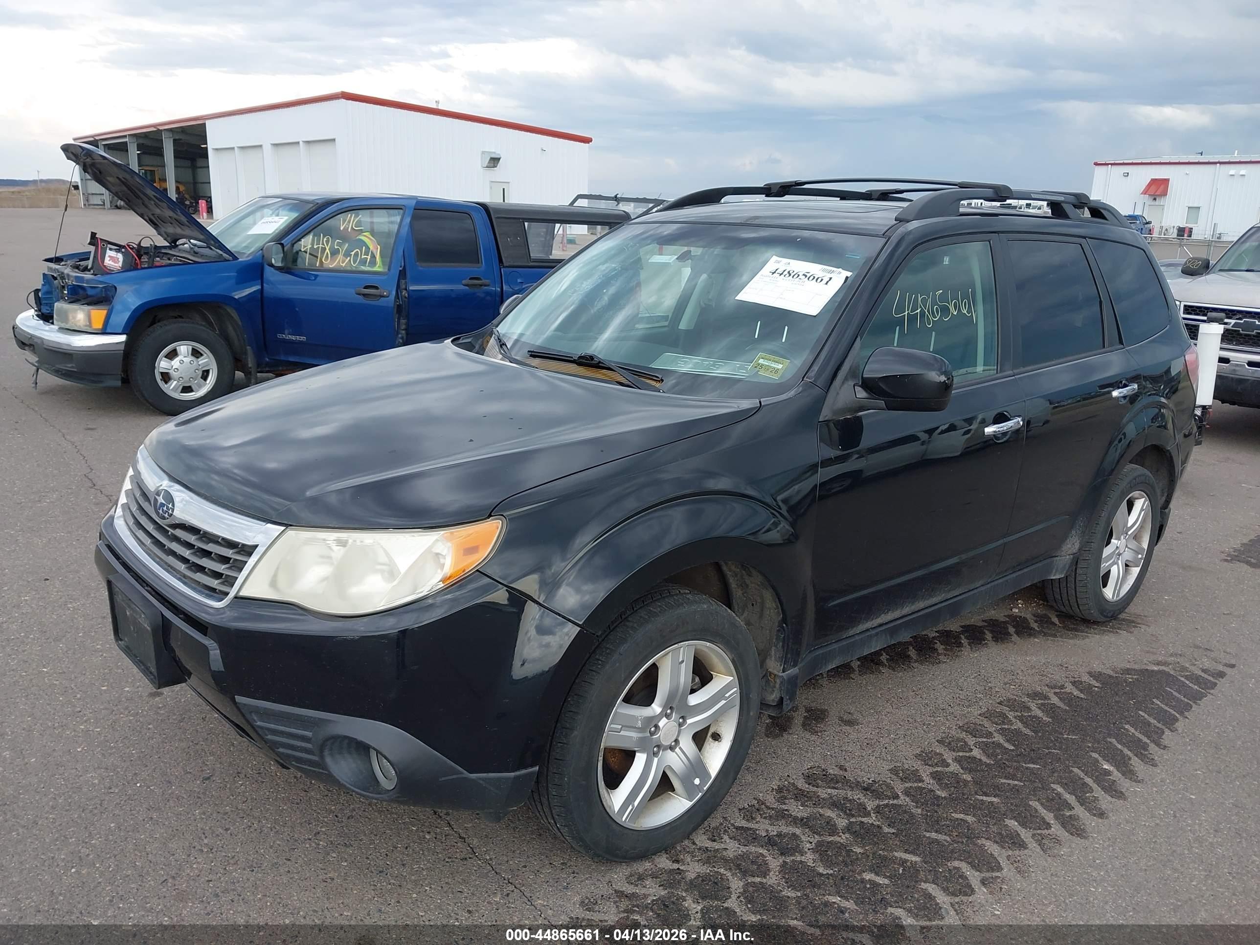SUBARU FORESTER image 2