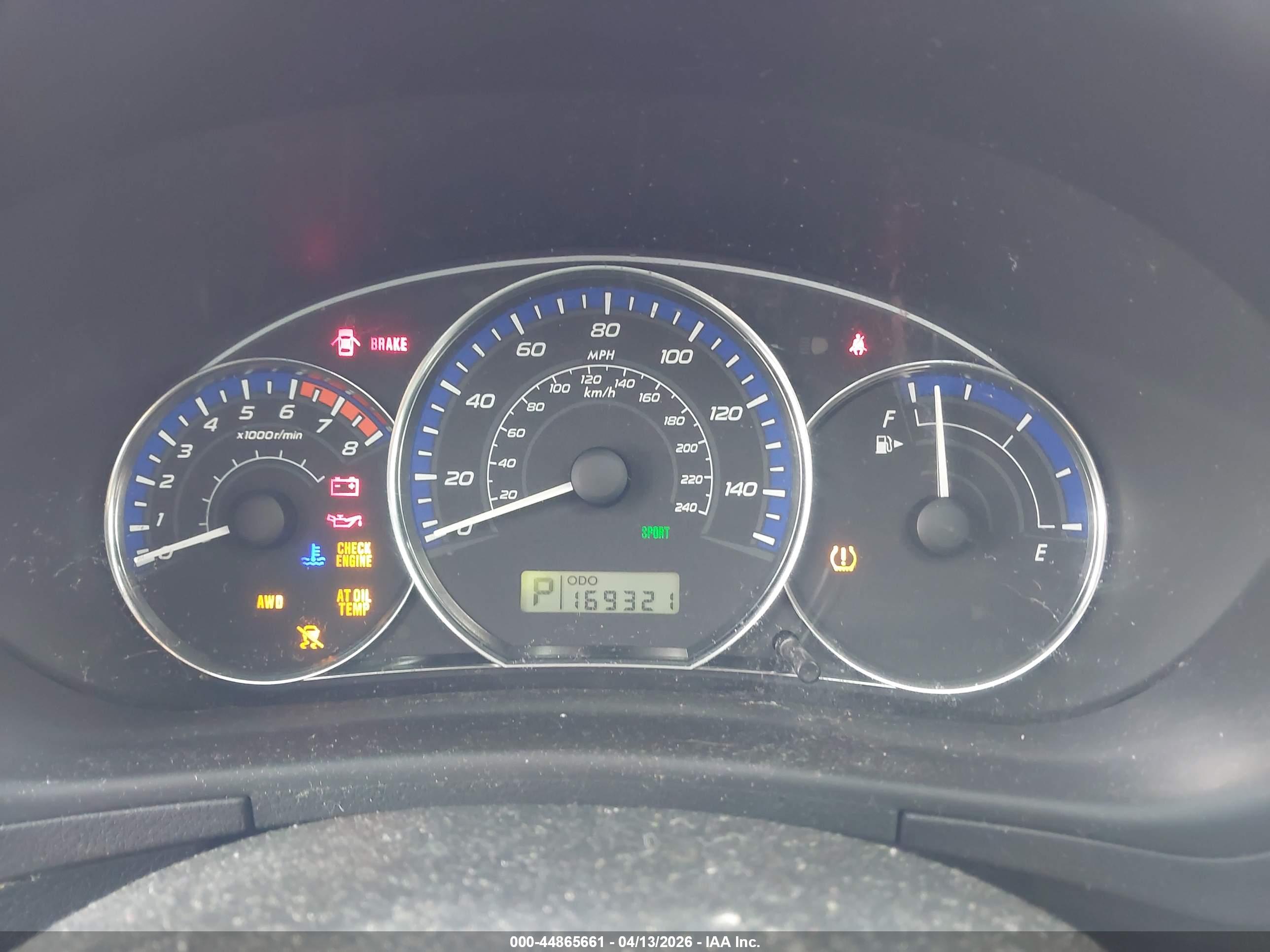 SUBARU FORESTER image 7