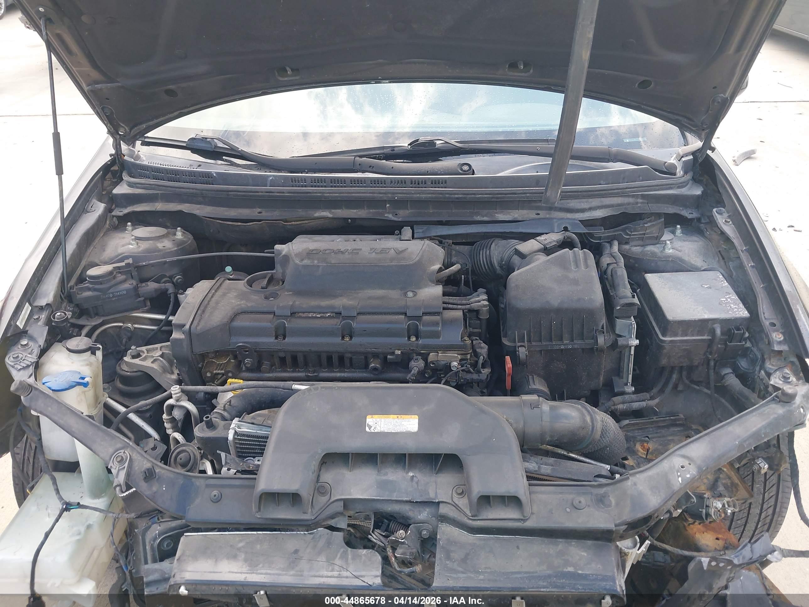 HYUNDAI ELANTRA image 10