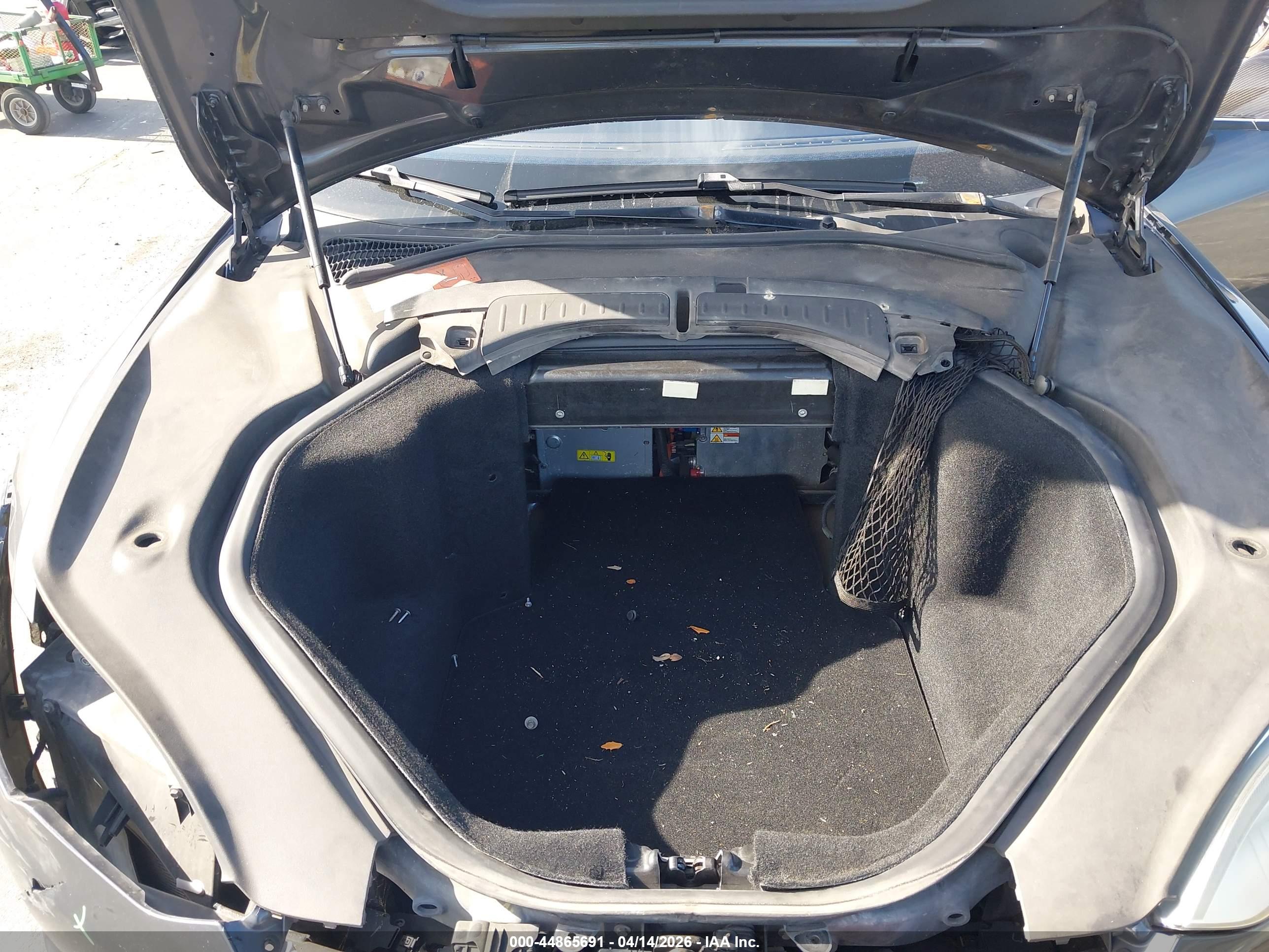 TESLA MODEL image 10