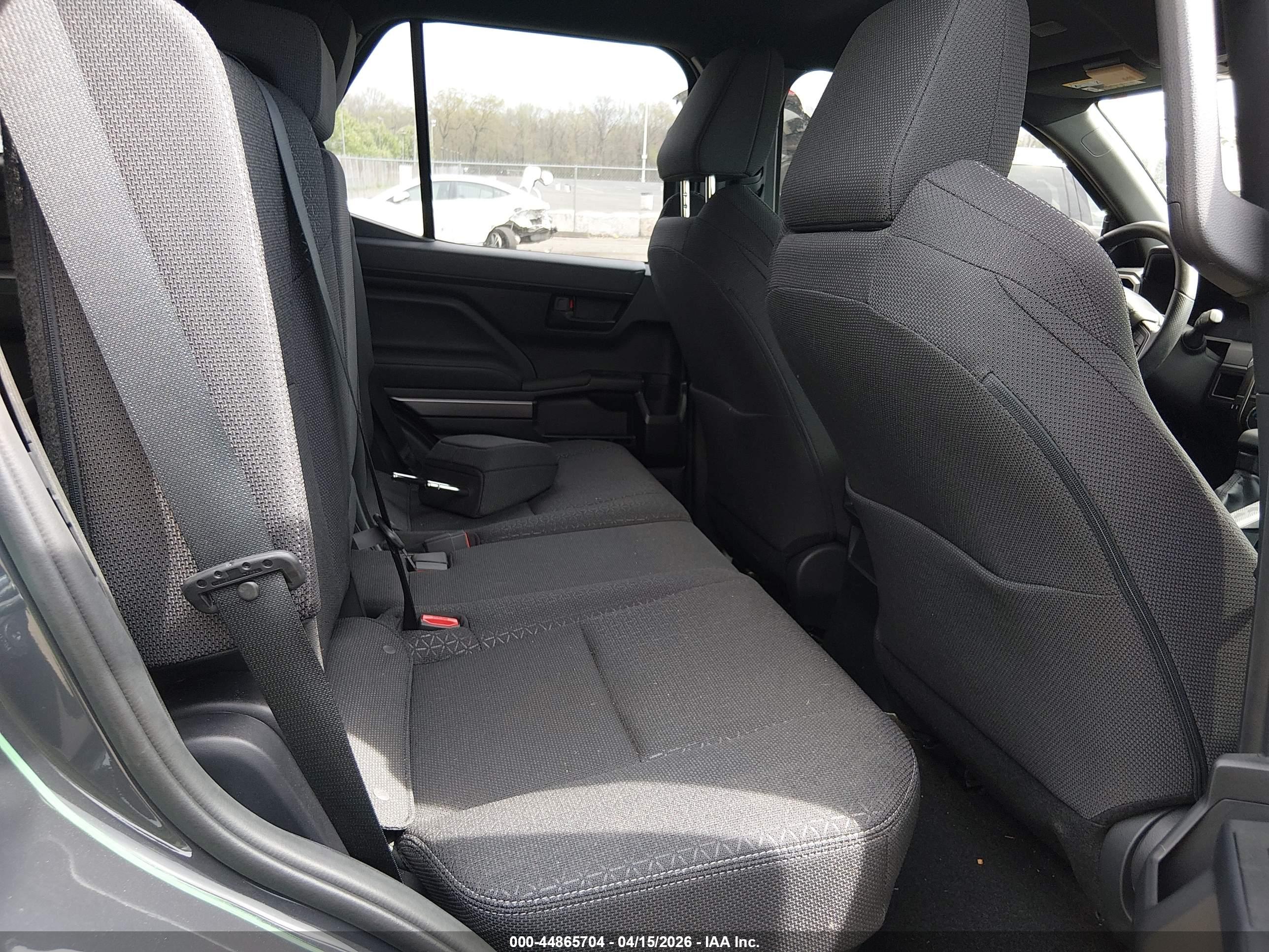 TOYOTA 4RUNNER image 8