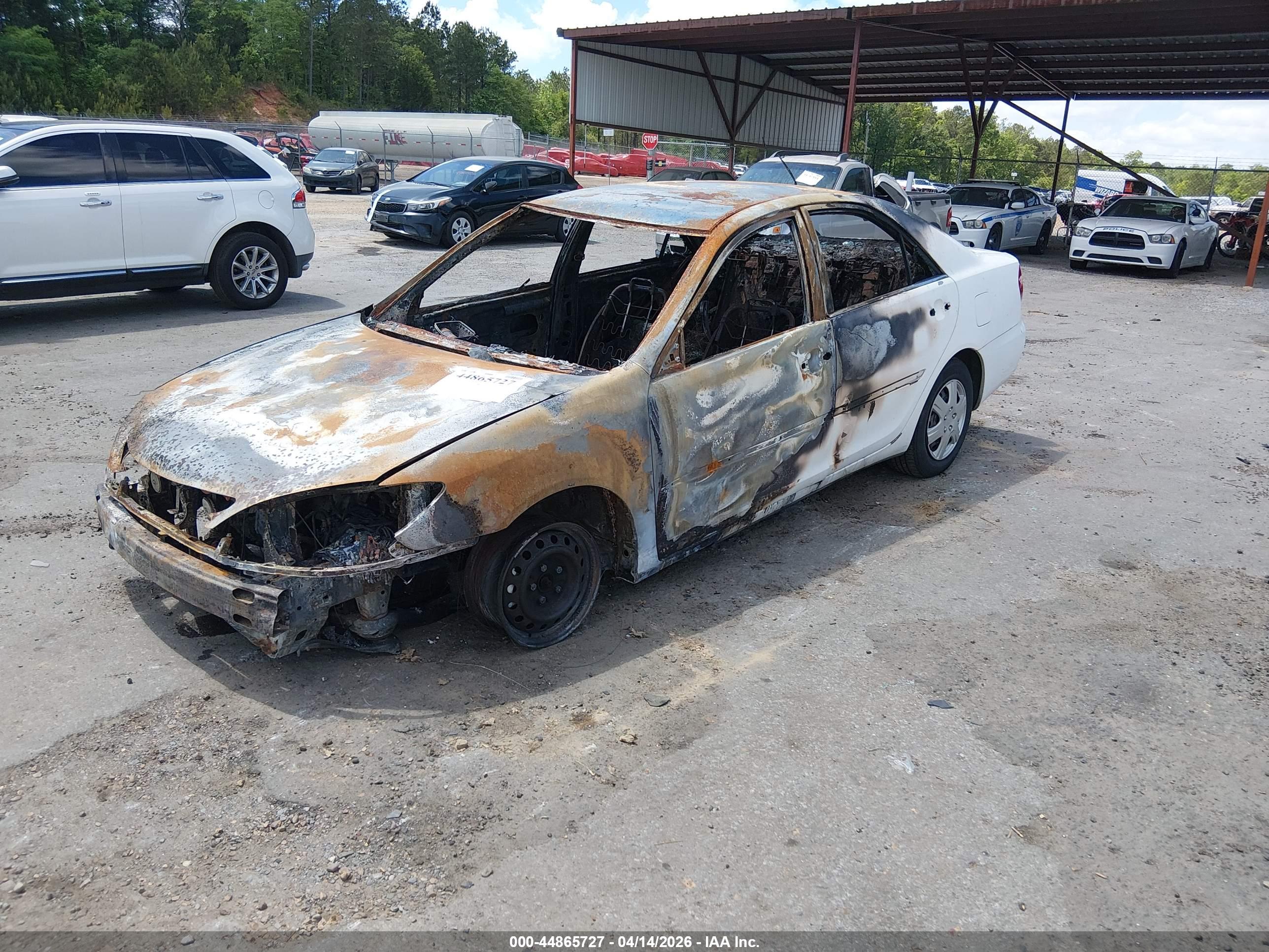 TOYOTA CAMRY image 2