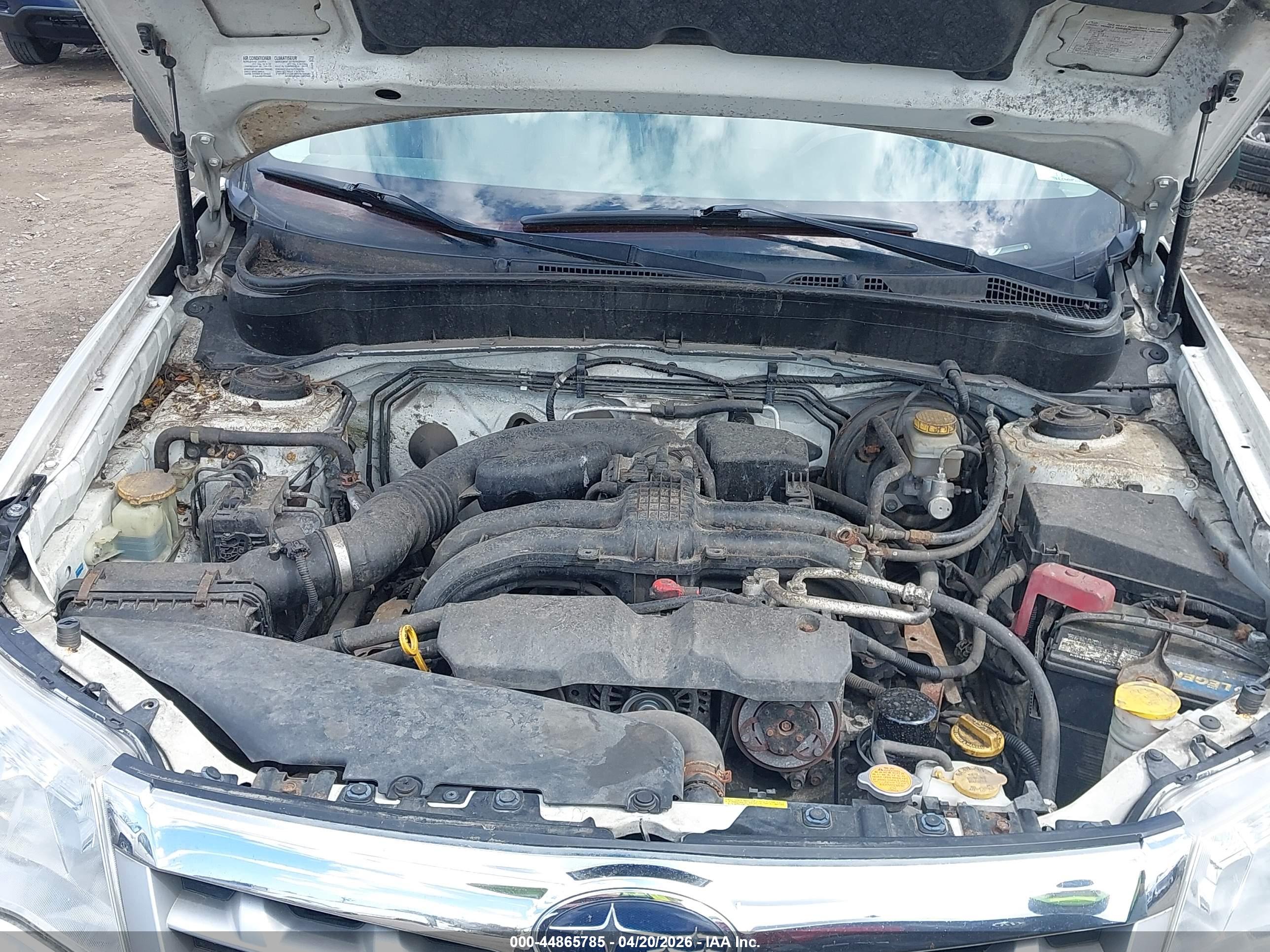 SUBARU FORESTER image 10