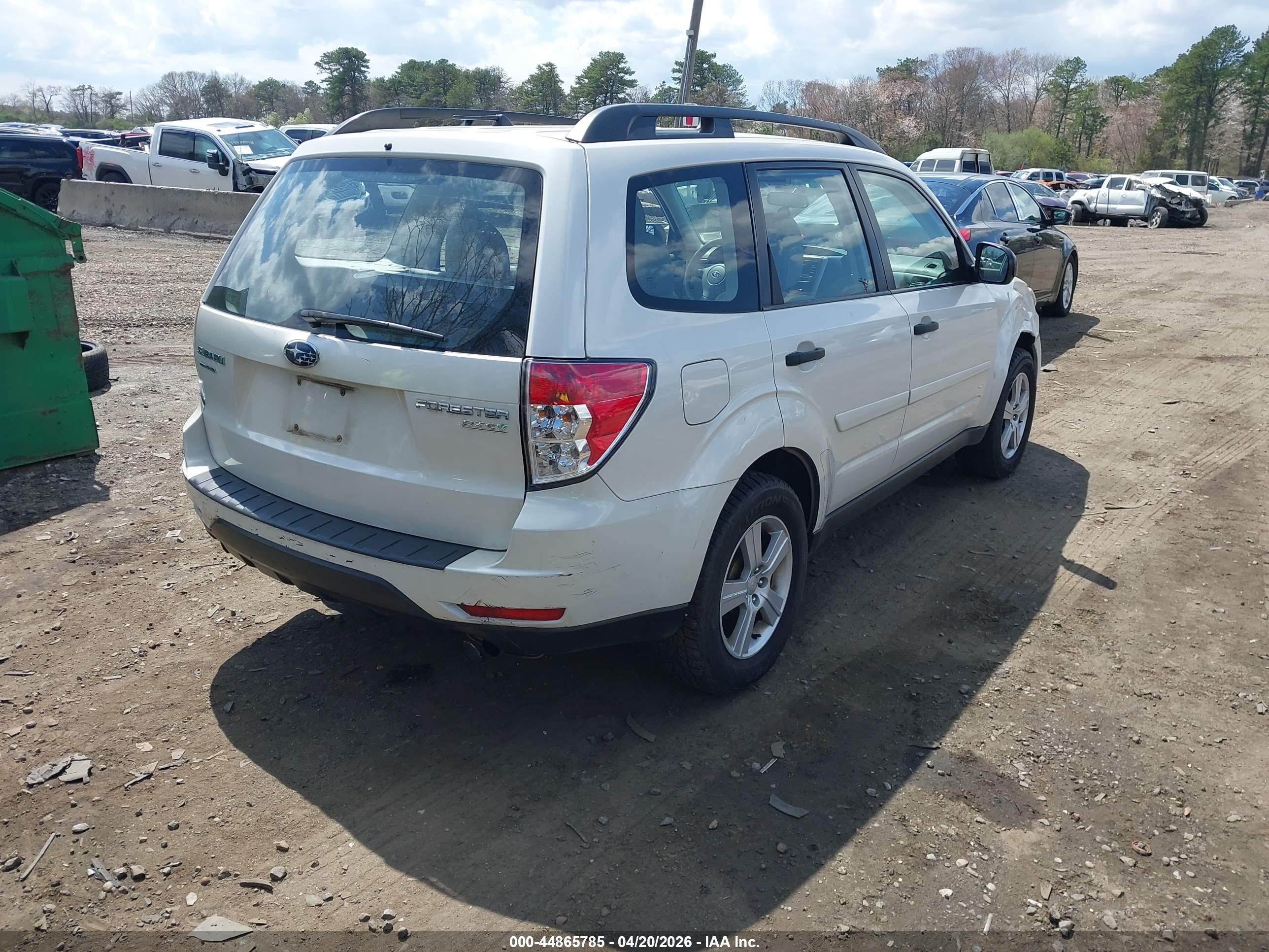 SUBARU FORESTER image 4