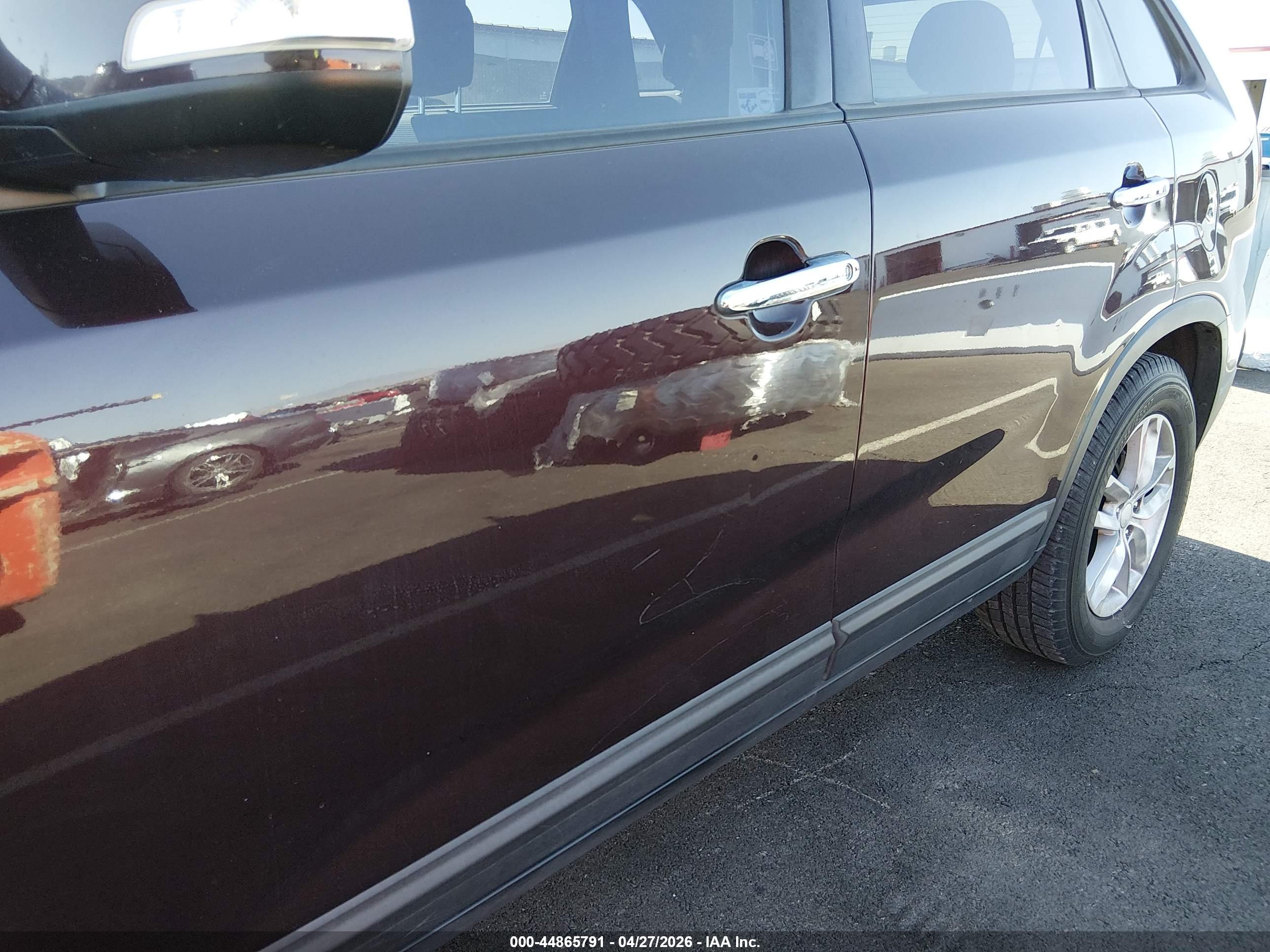 KIA SORENTO image 6