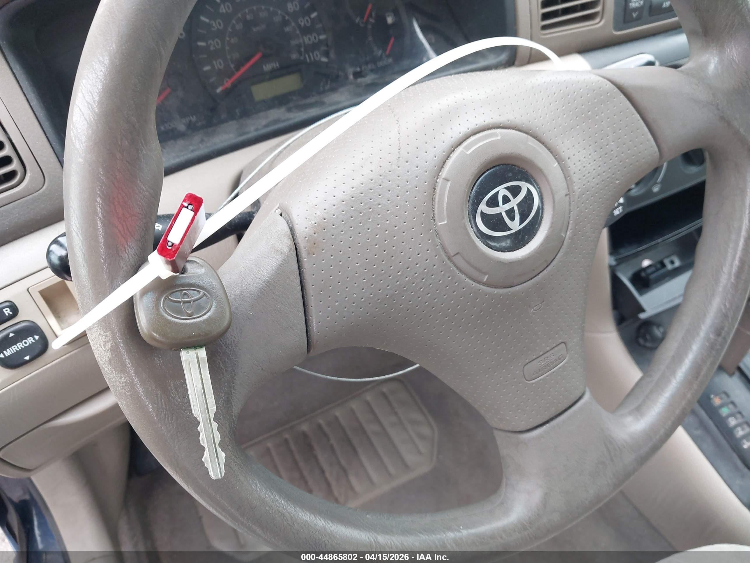 TOYOTA COROLLA image 11