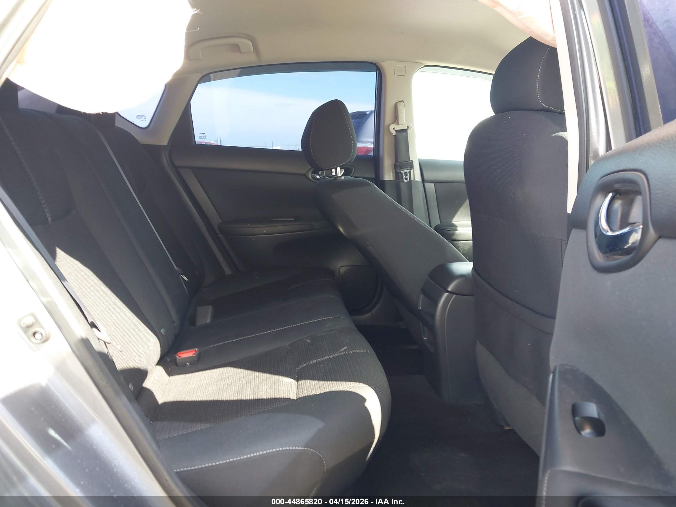 NISSAN SENTRA image 8